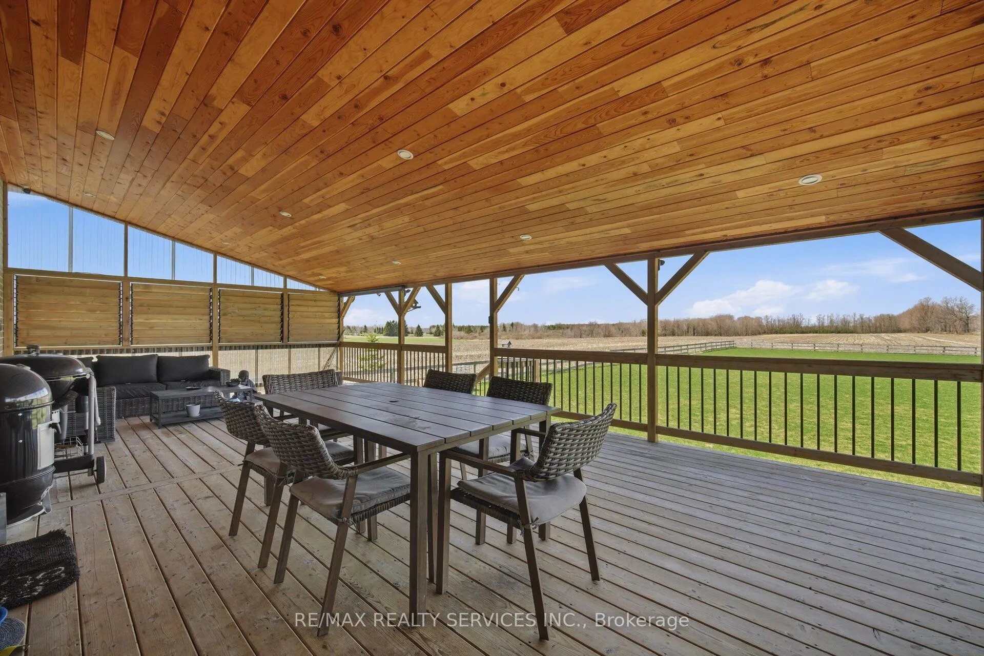 9522 Wellington 22 Road