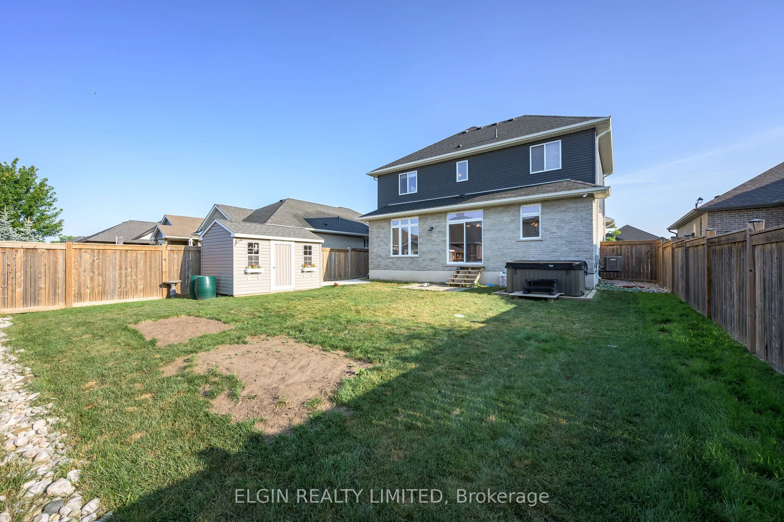 14 Muirfield Drive