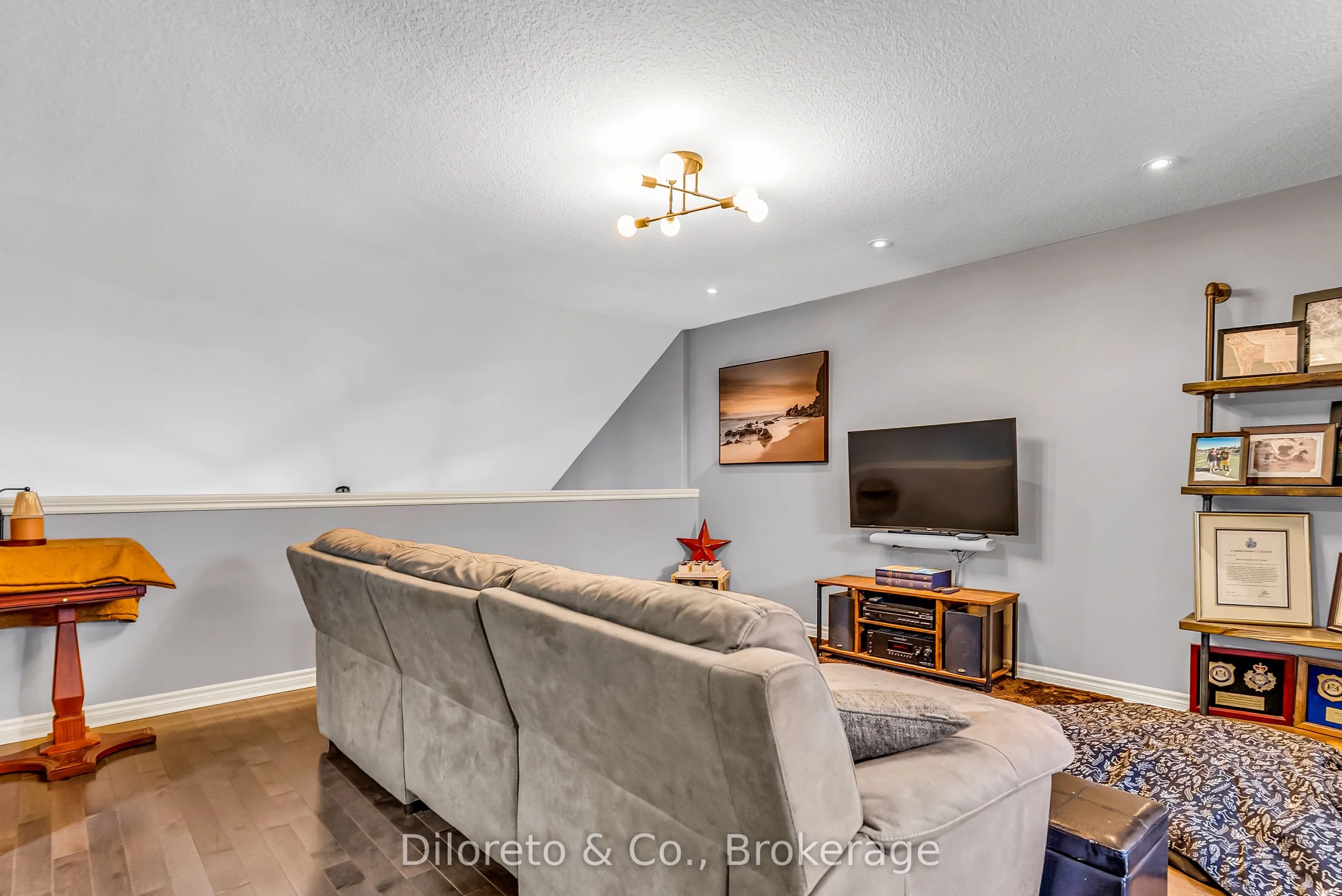 12 Annmoore Crescent #19