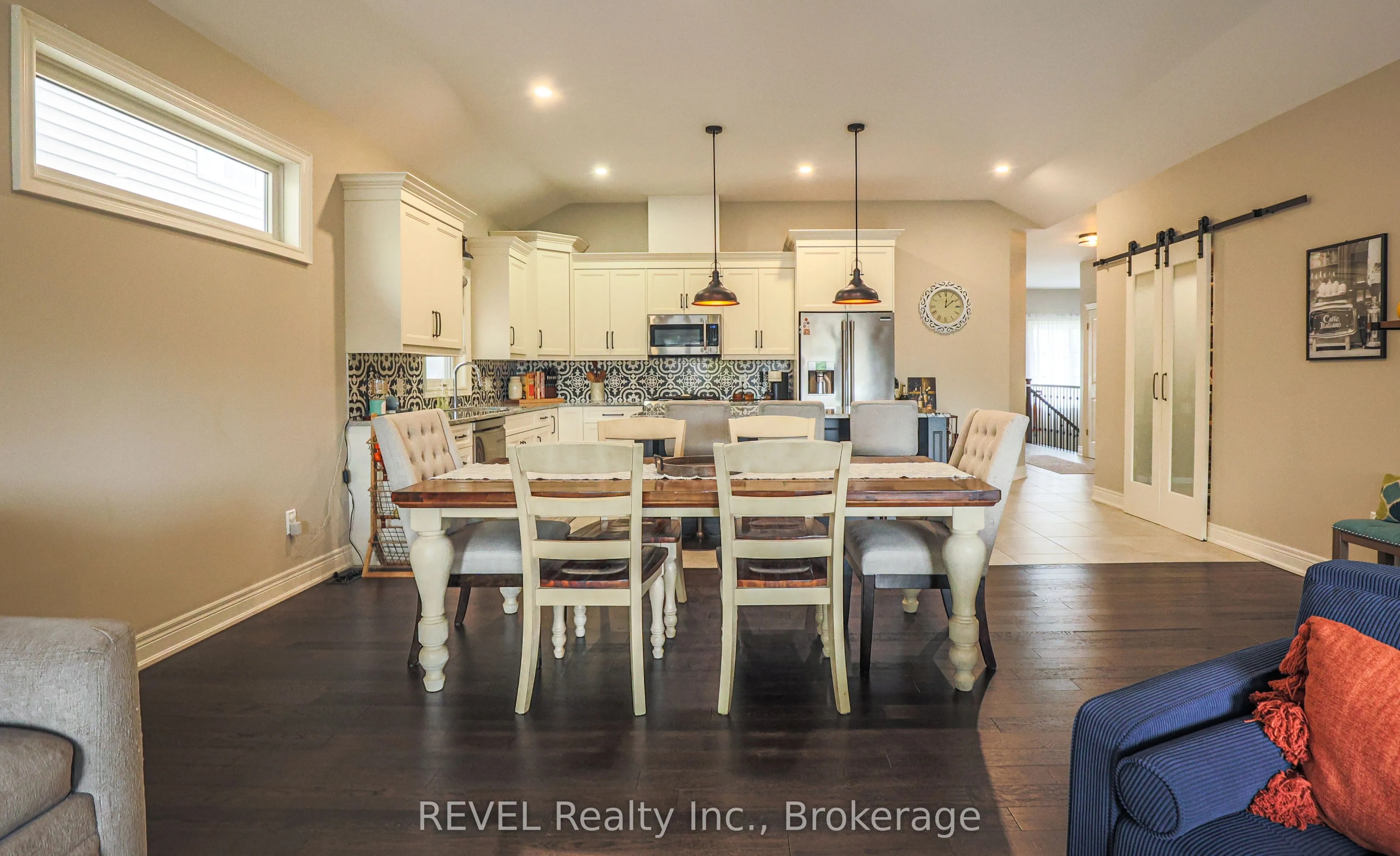 15 Willowbrook Drive