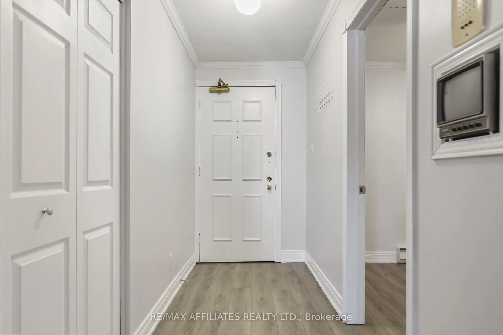 160 Bruyere Street #1