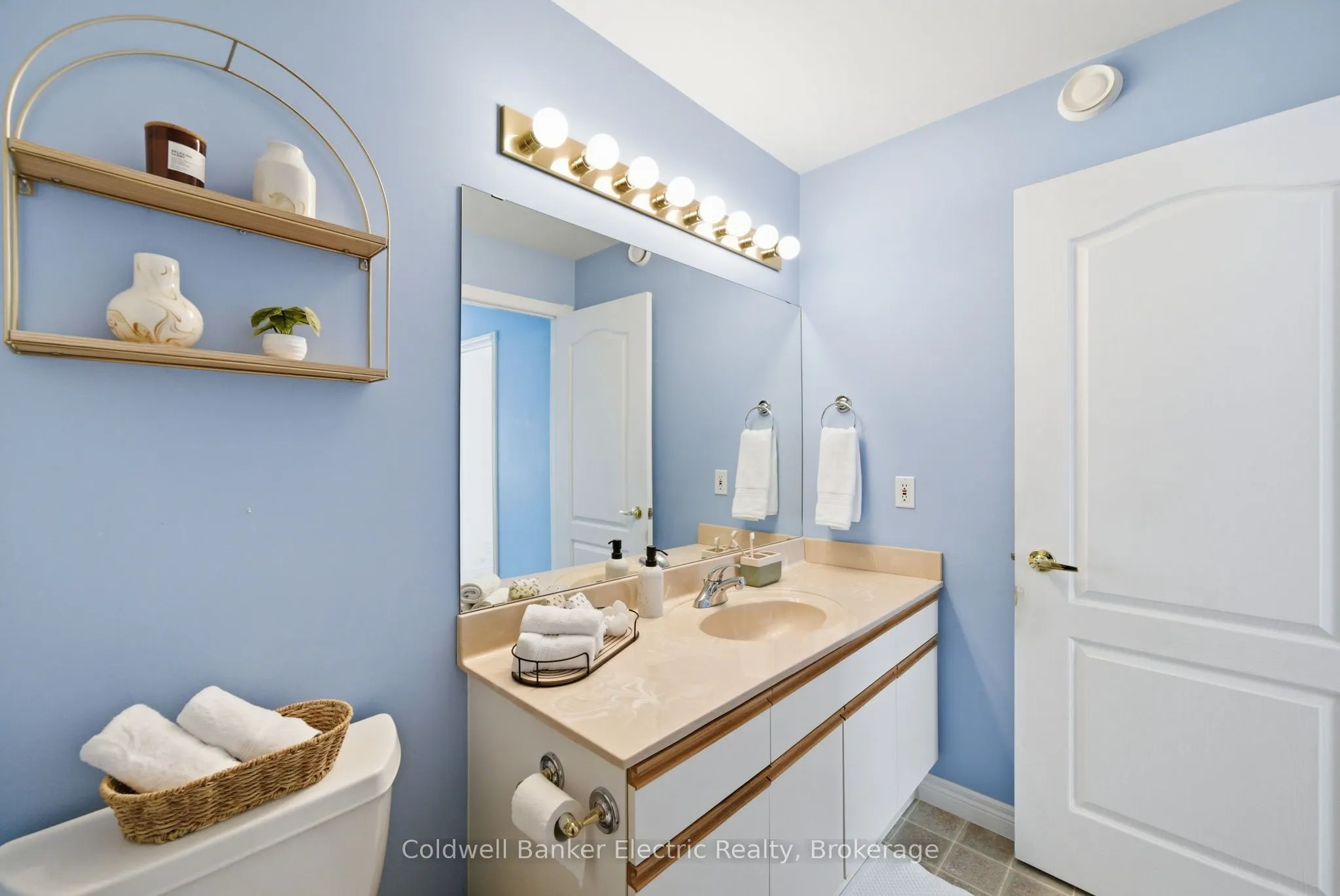 300 Franmor Drive #40