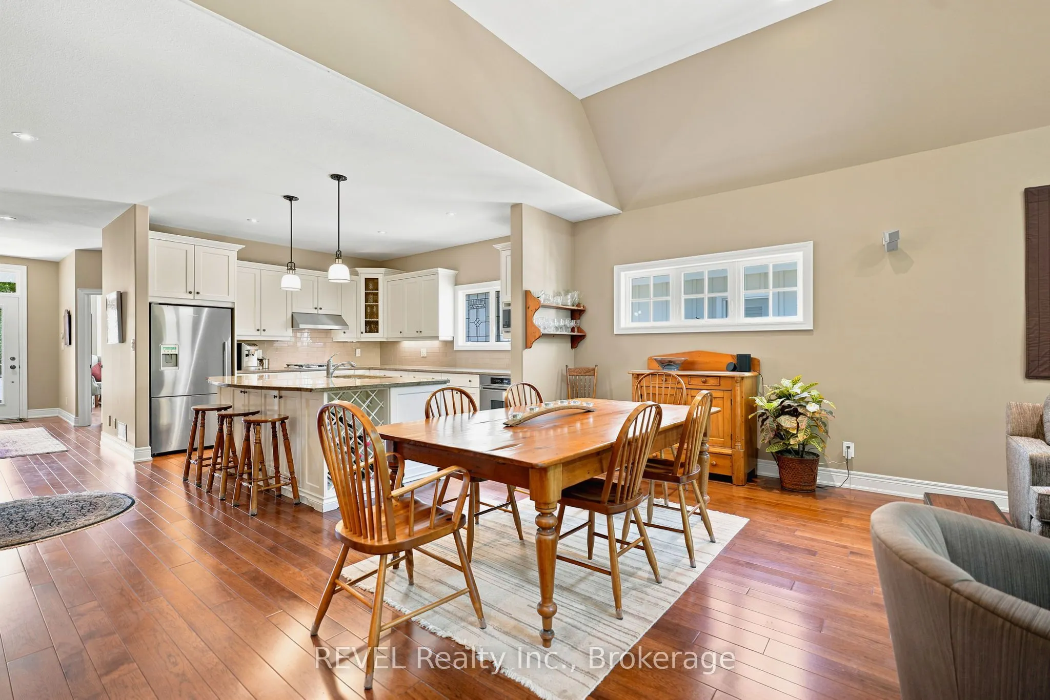 90 Sunrise Court