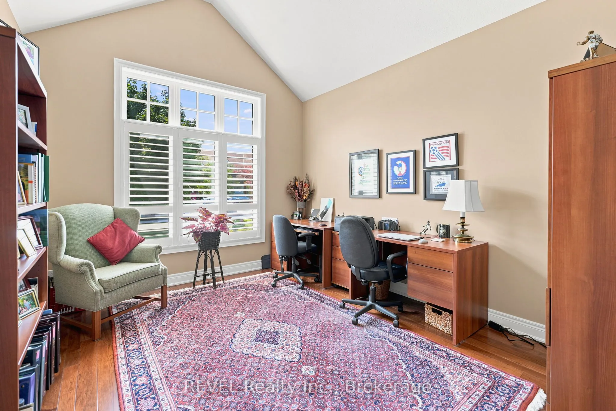 90 Sunrise Court