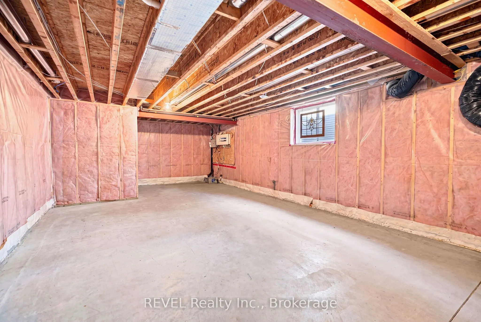 90 Sunrise Court