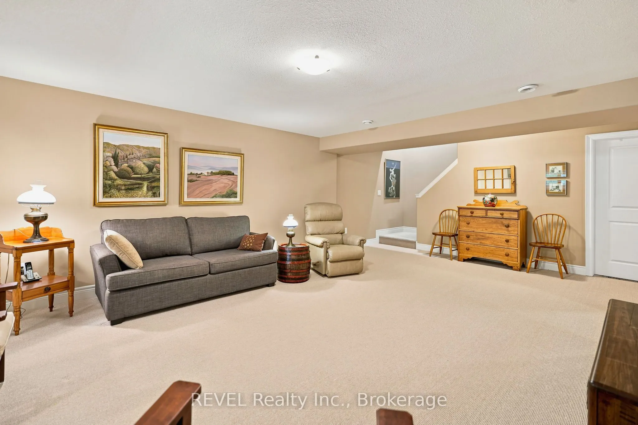 90 Sunrise Court