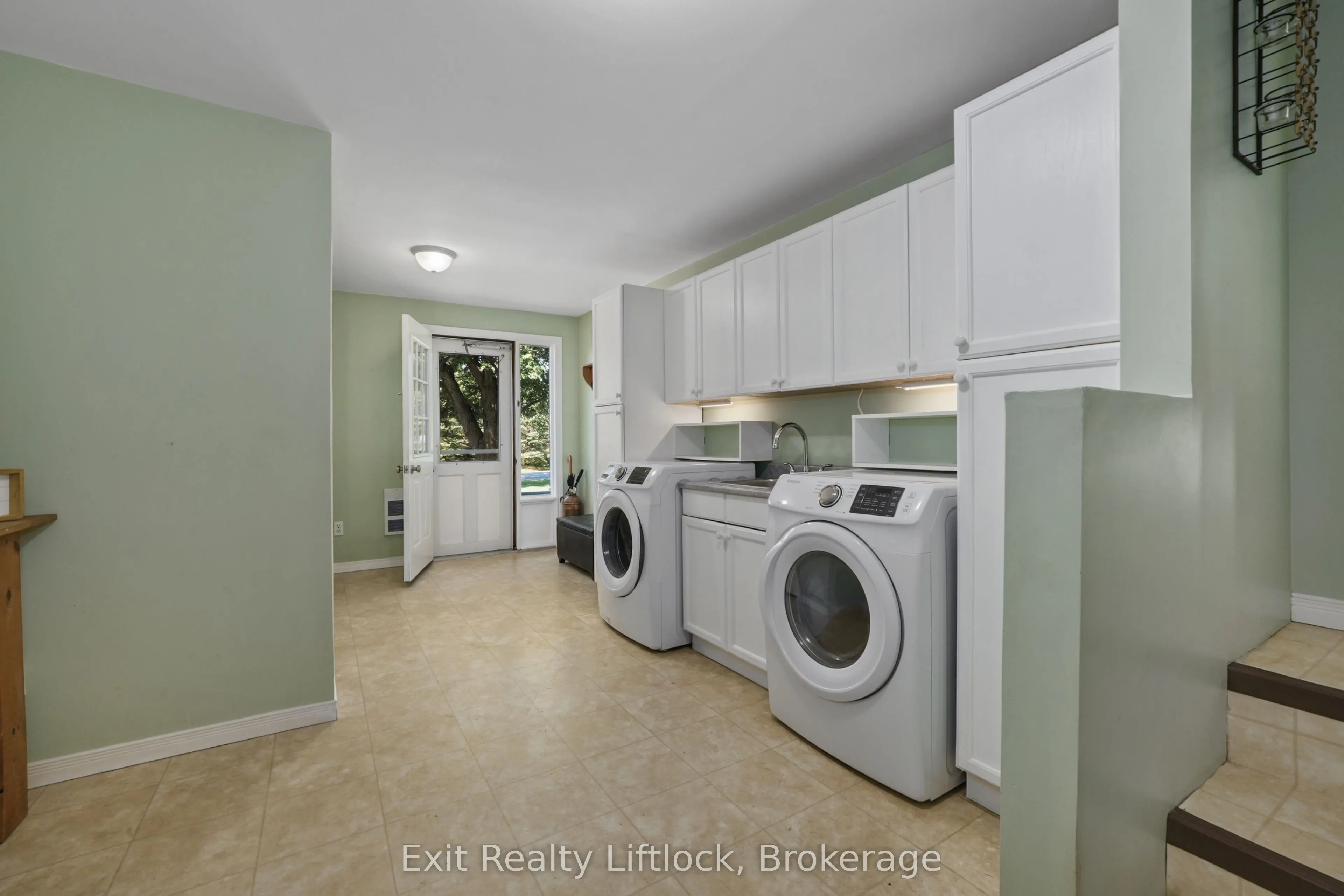 117 Pinecrest Avenue