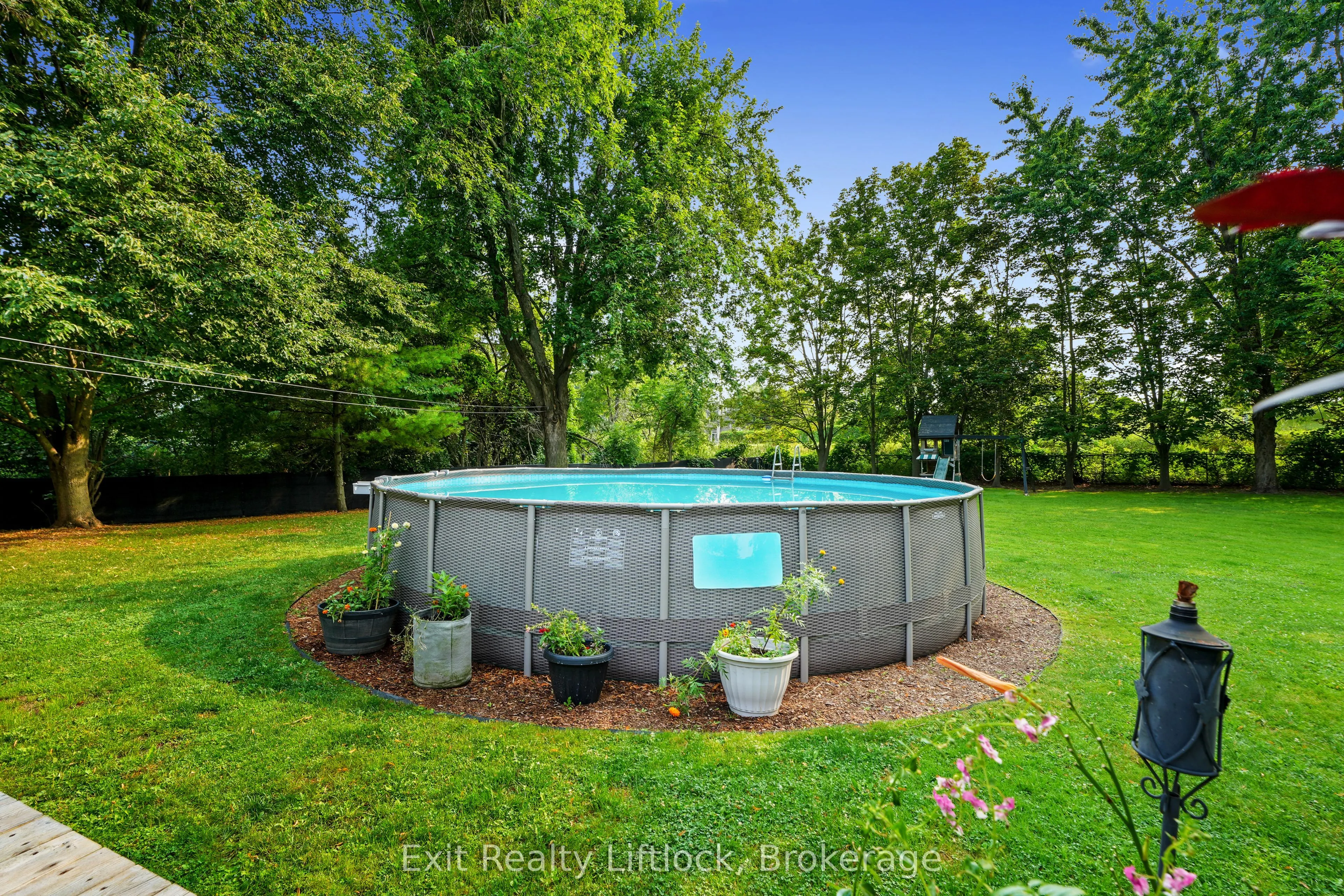 117 Pinecrest Avenue