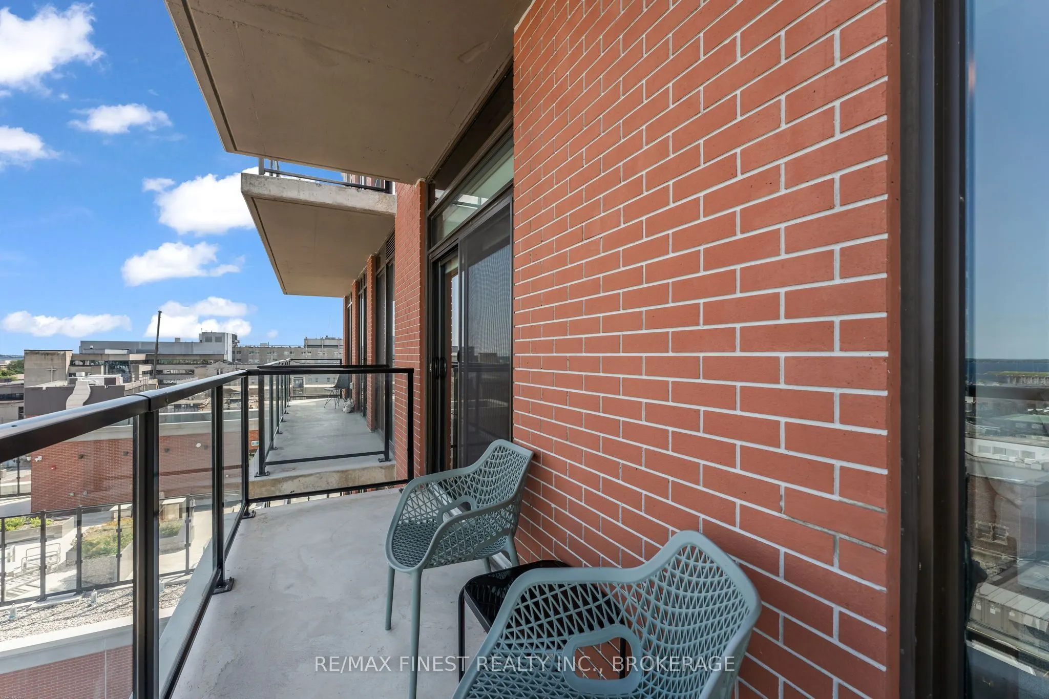 223 PRINCESS Street #801