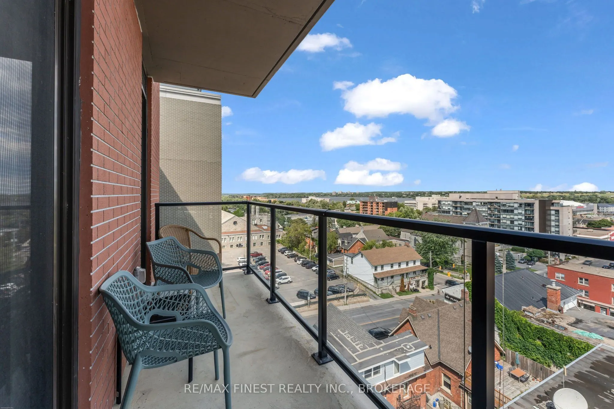 223 PRINCESS Street #801