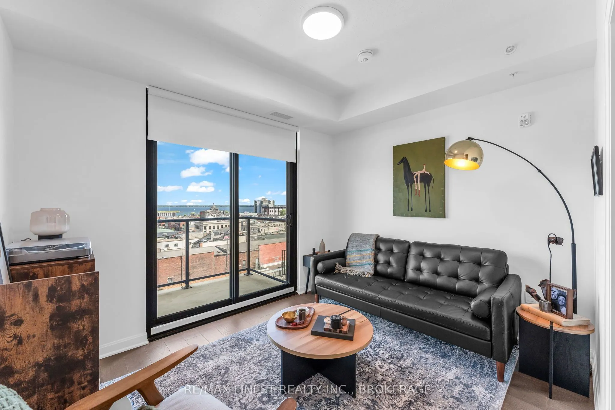 223 PRINCESS Street #801