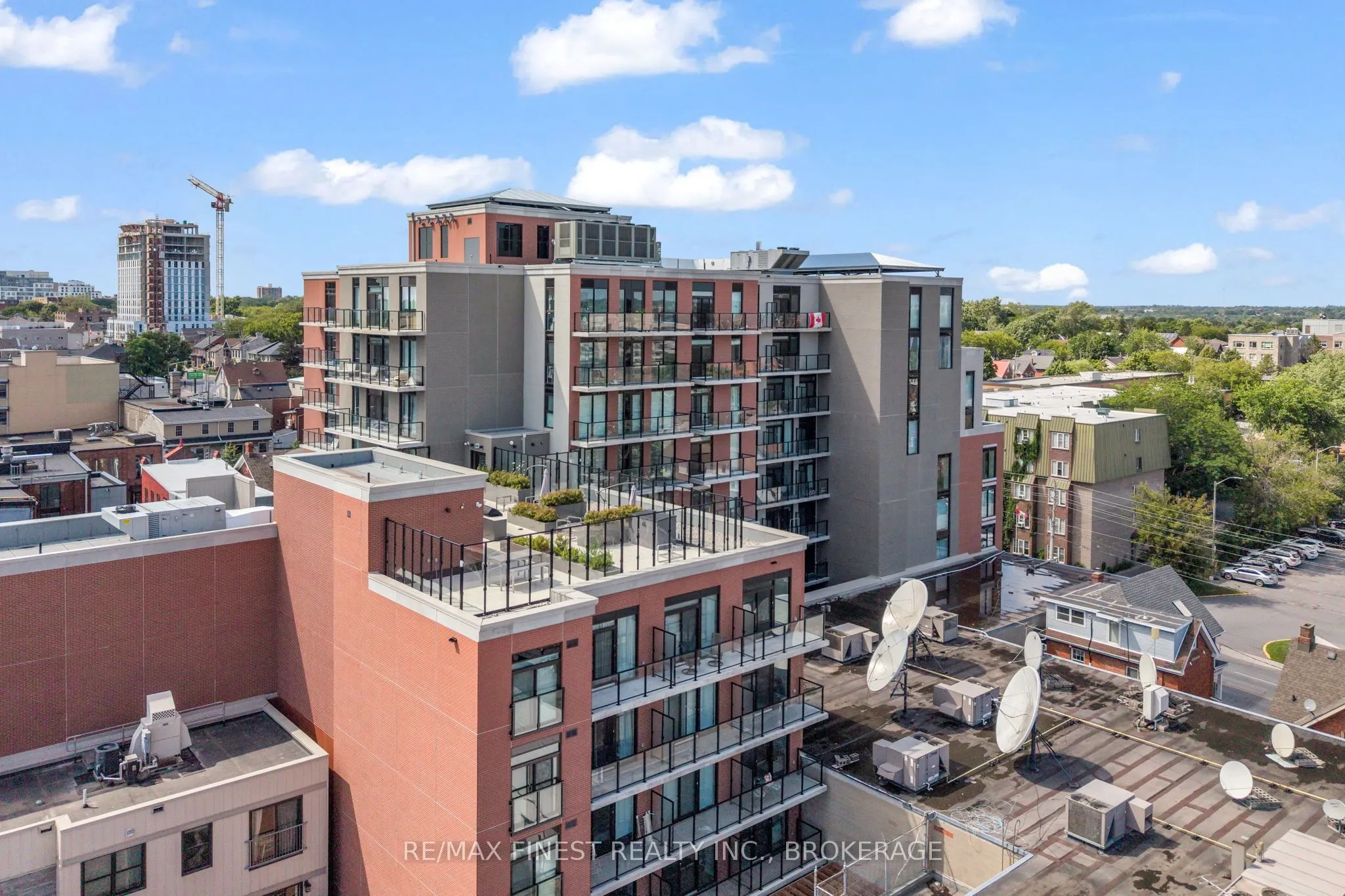 223 PRINCESS Street #801