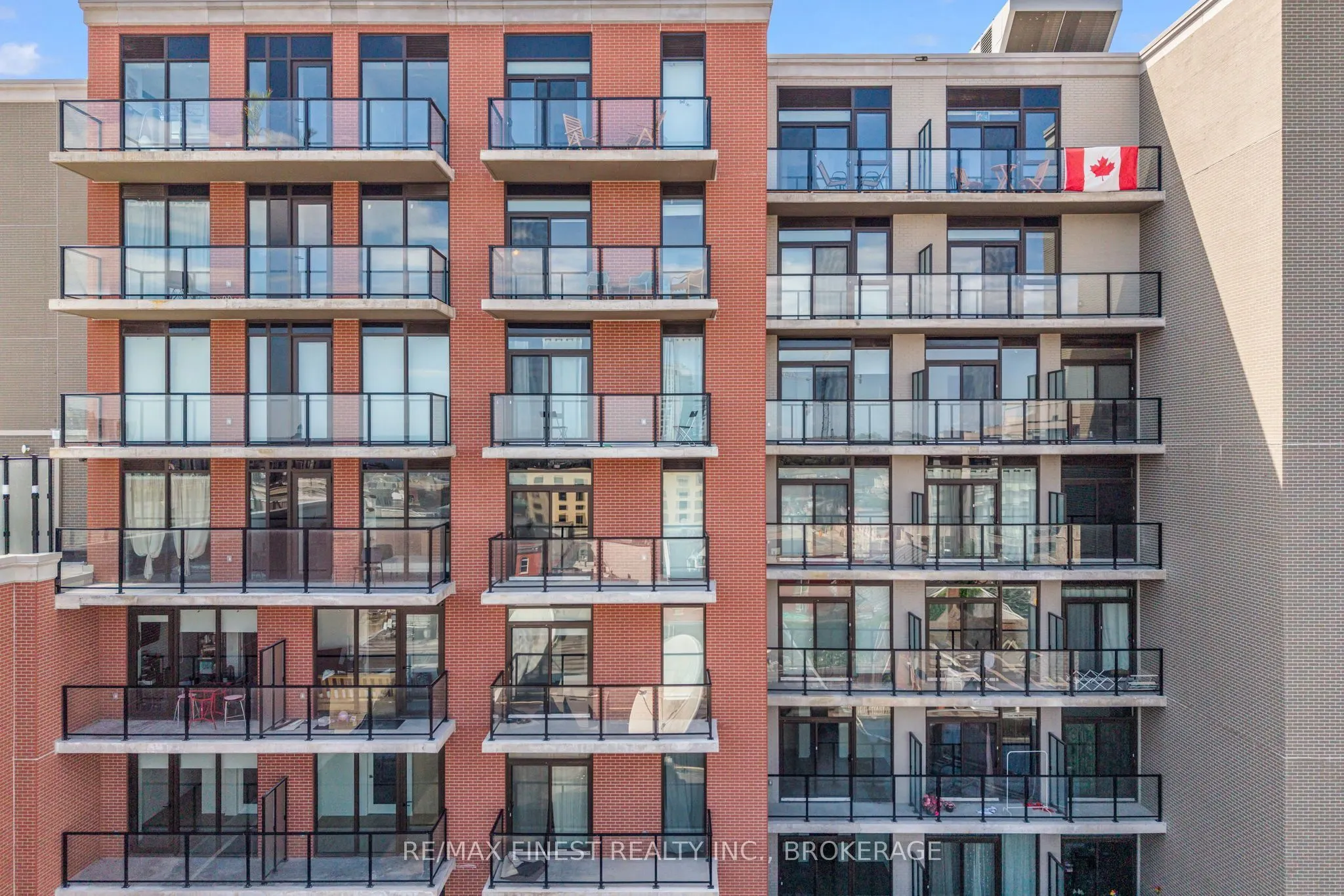 223 PRINCESS Street #801