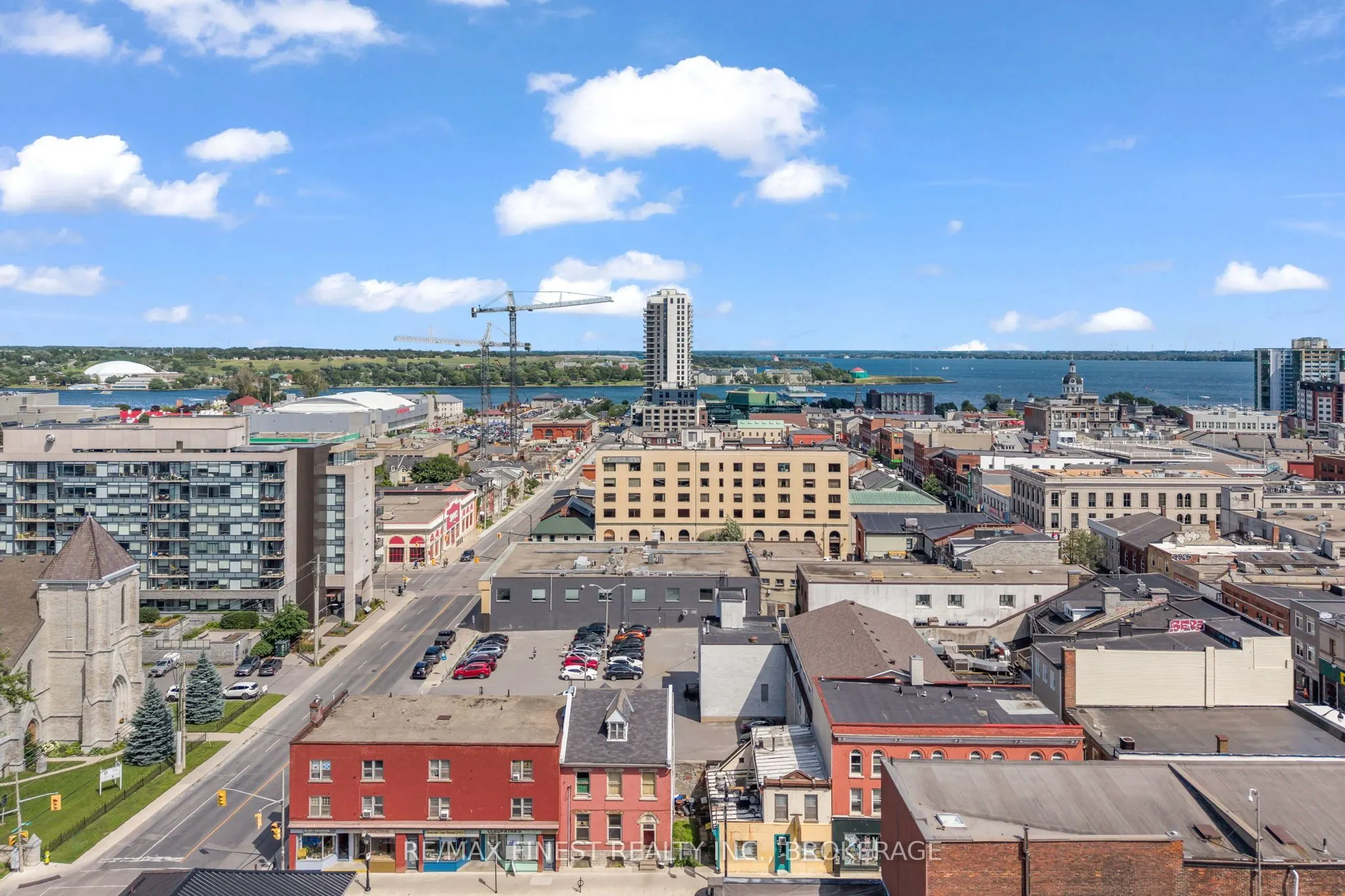 223 PRINCESS Street #801