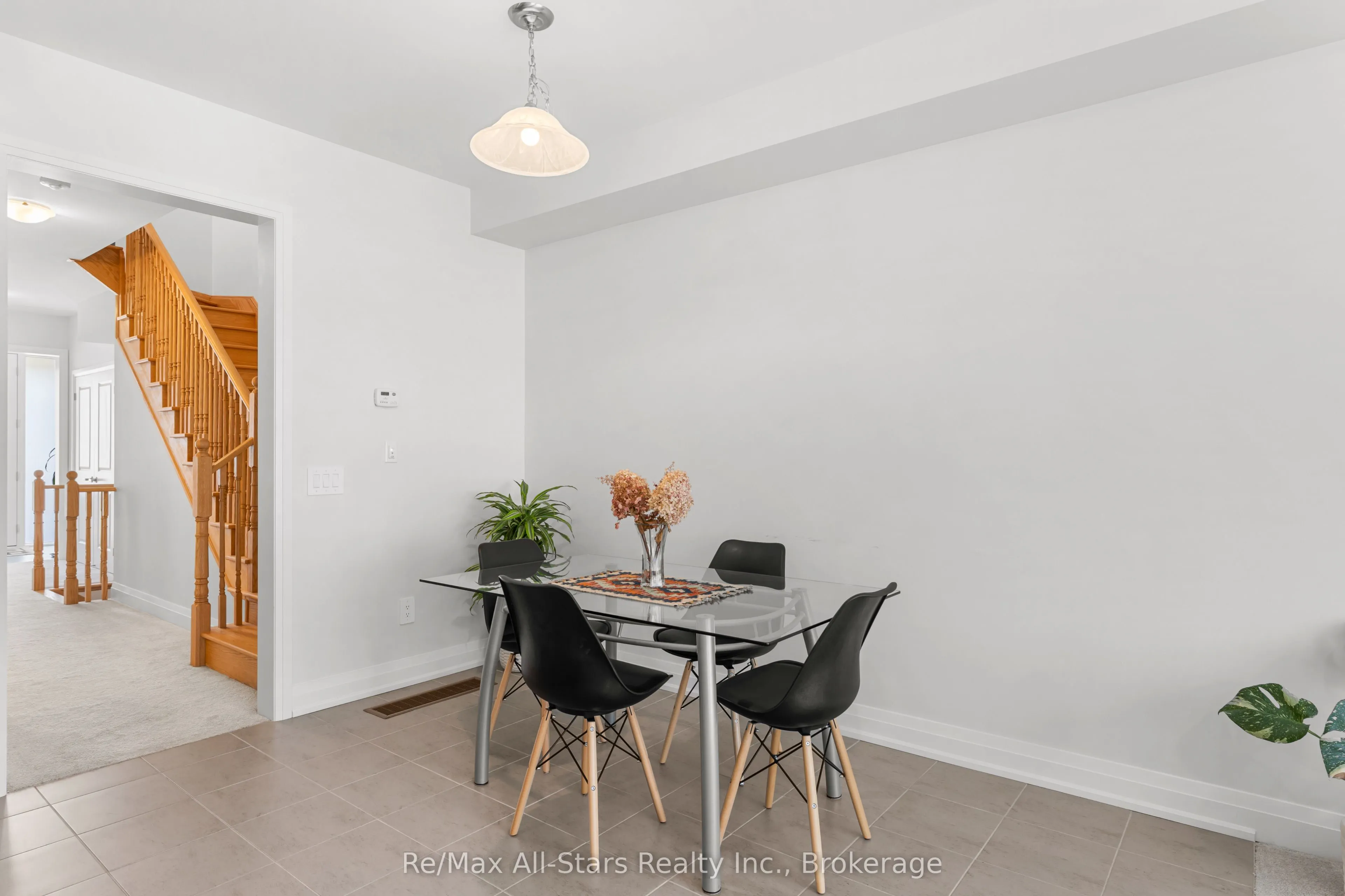 7 Keenan Street