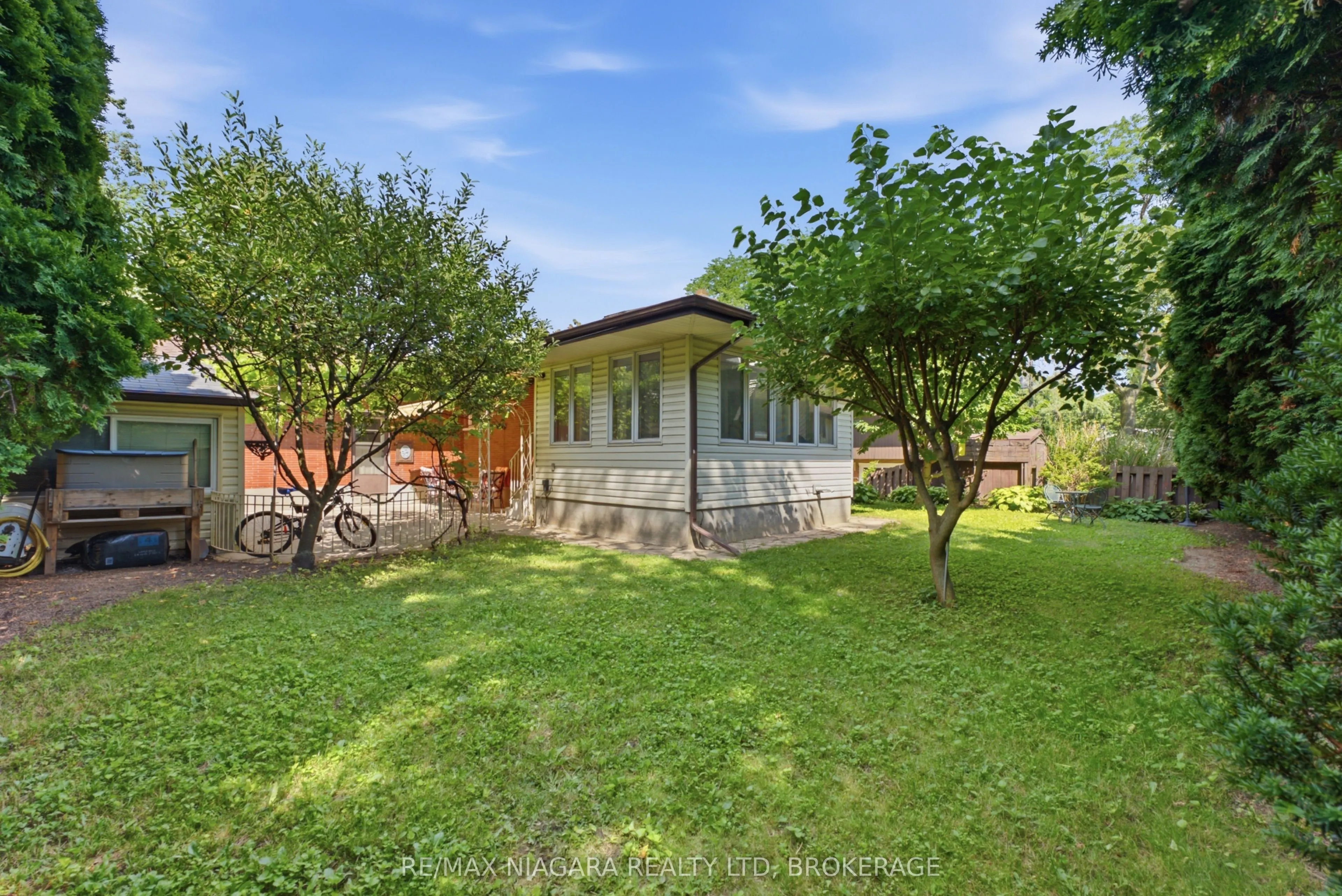 11 RICHELIEU Drive
