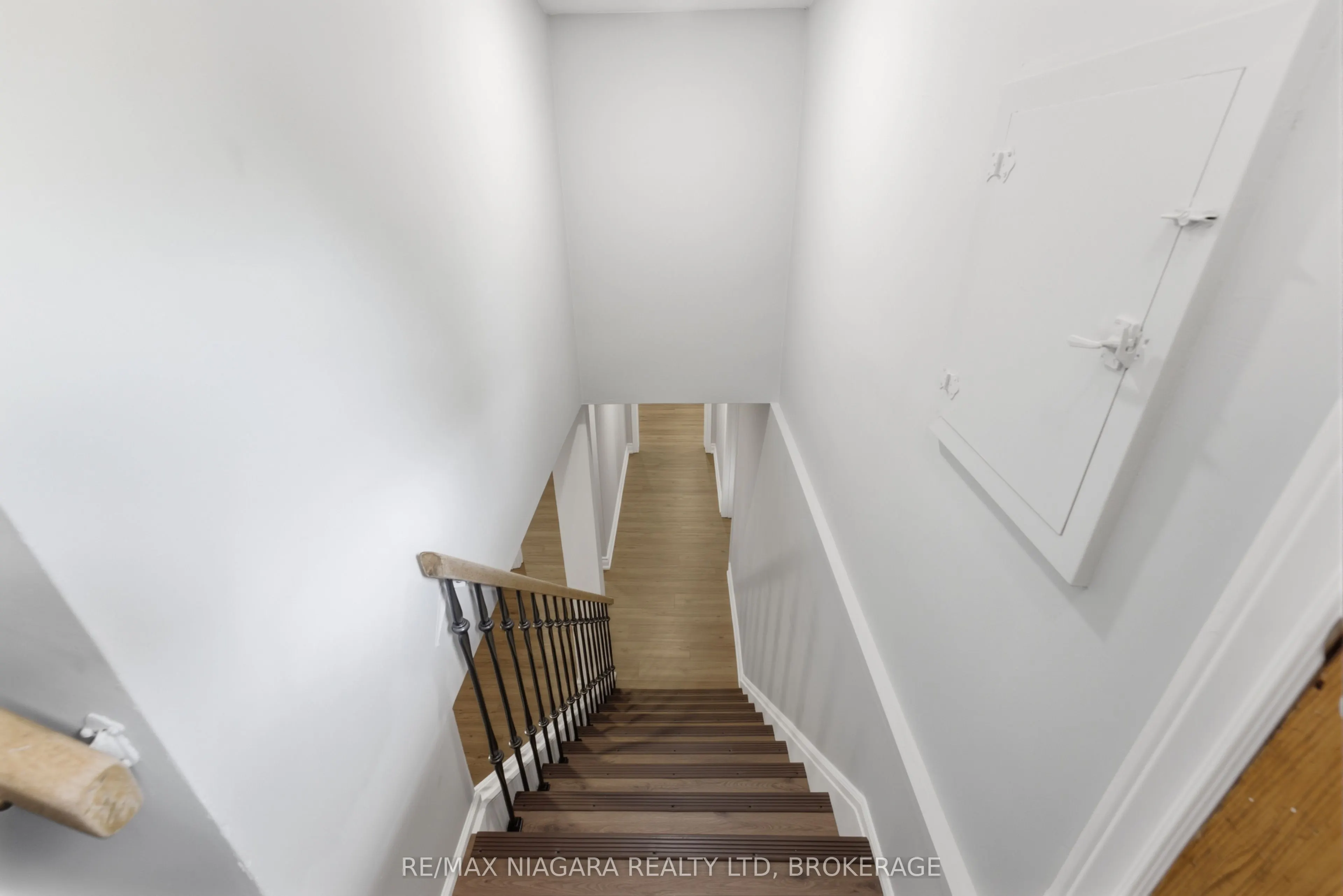 11 RICHELIEU Drive