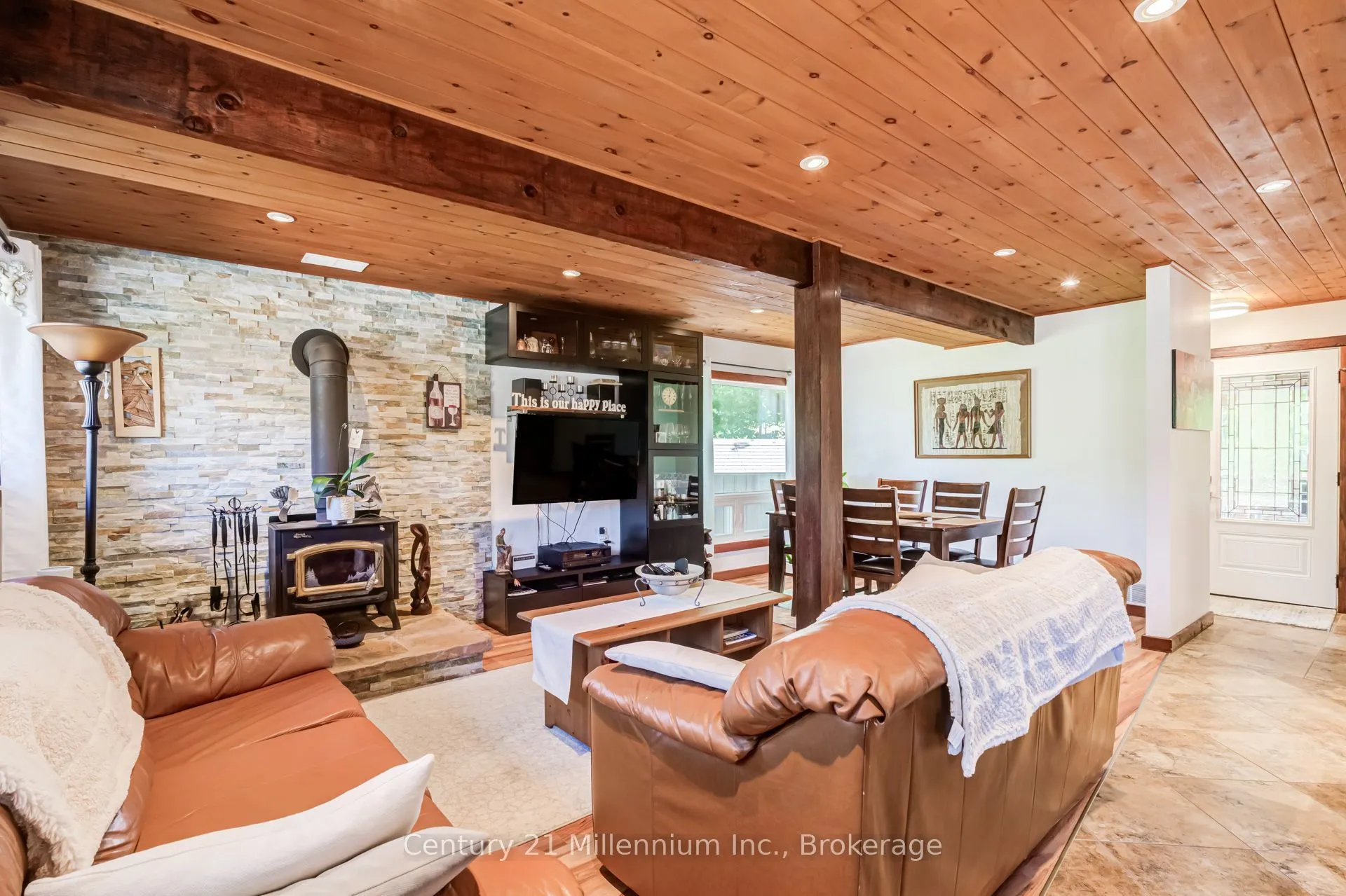 446 Manley Crescent