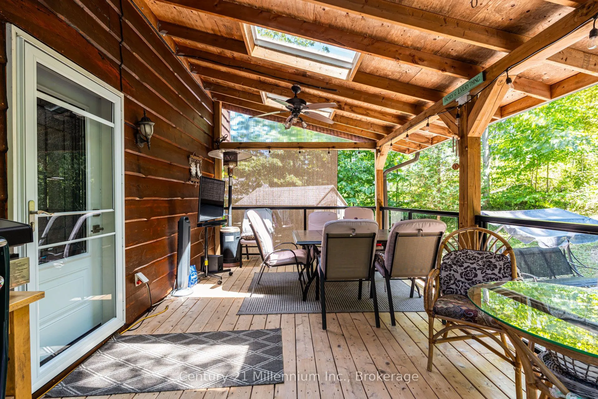 446 Manley Crescent