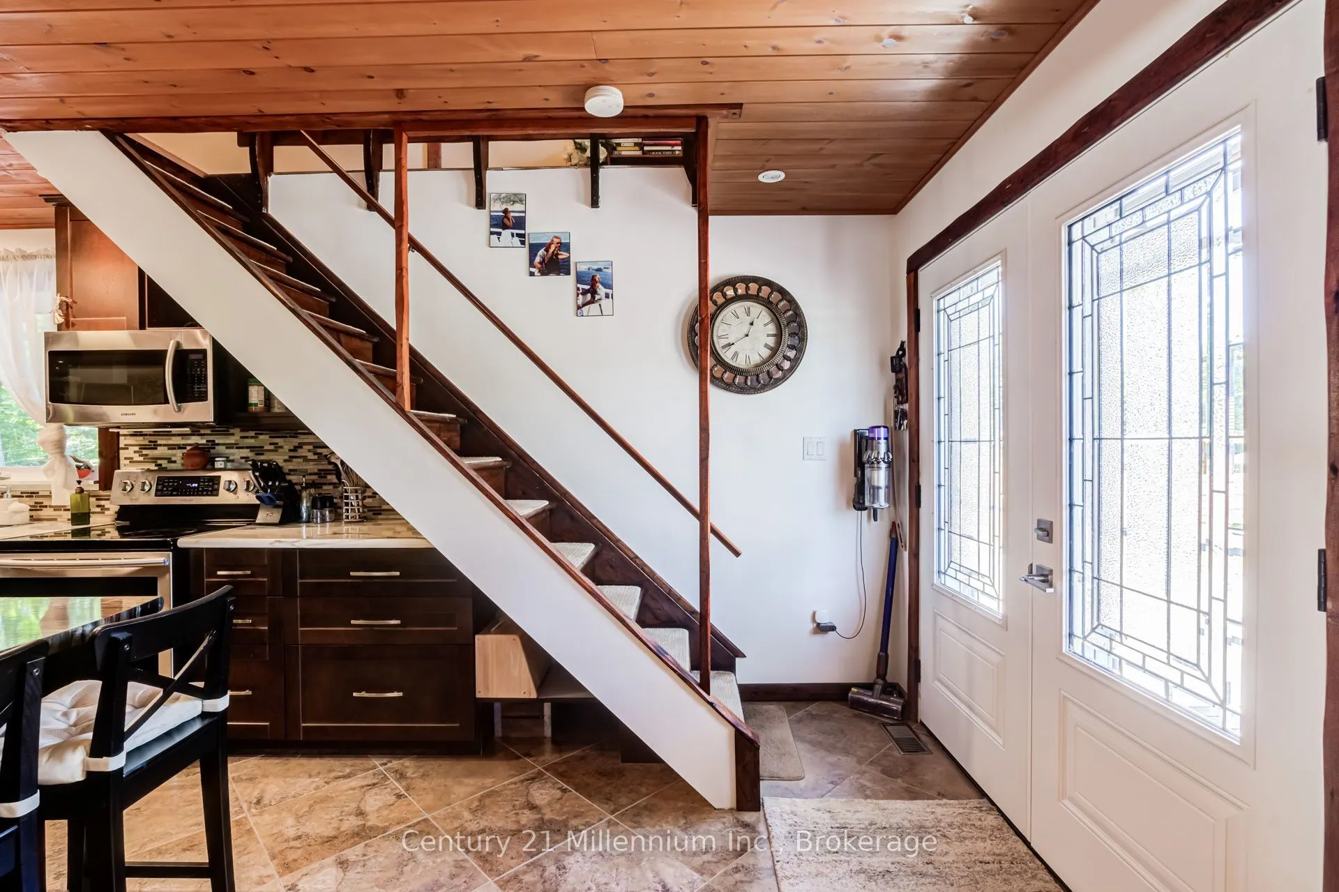 446 Manley Crescent
