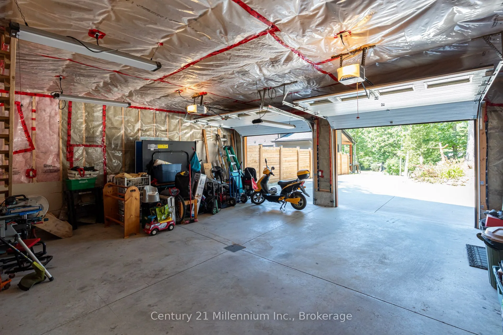 446 Manley Crescent