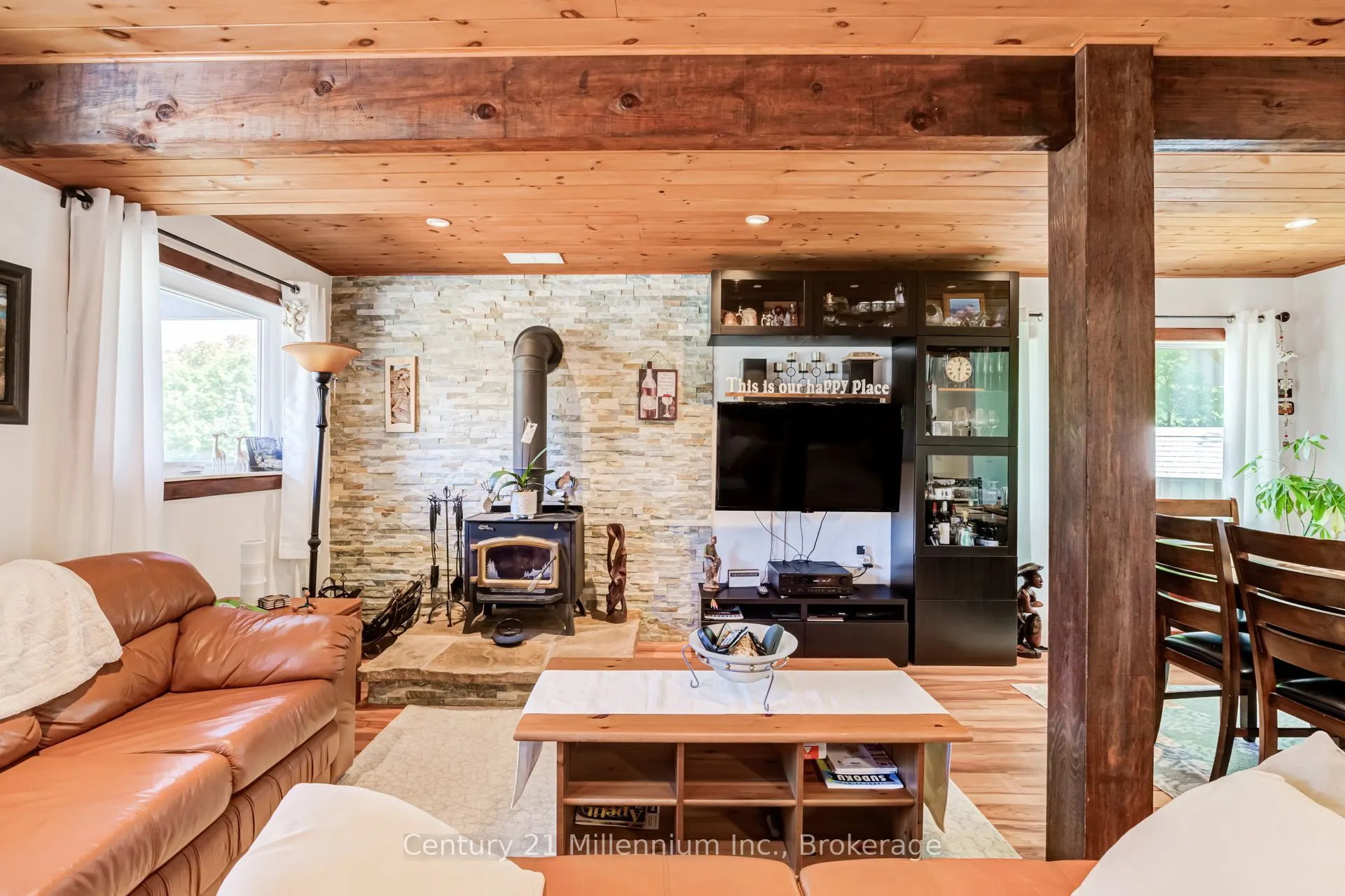 446 Manley Crescent