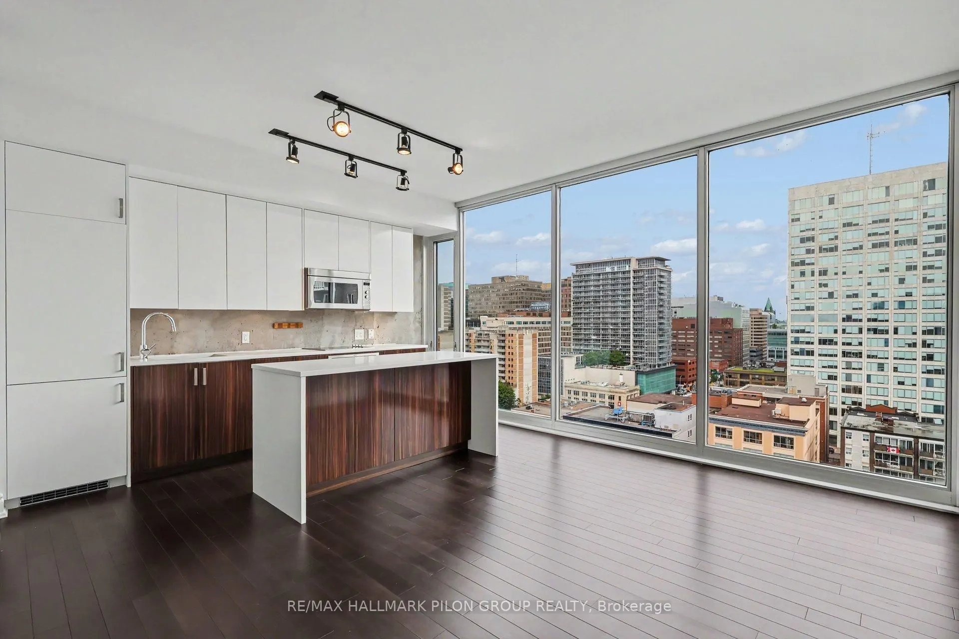 300 Lisgar Street #1512