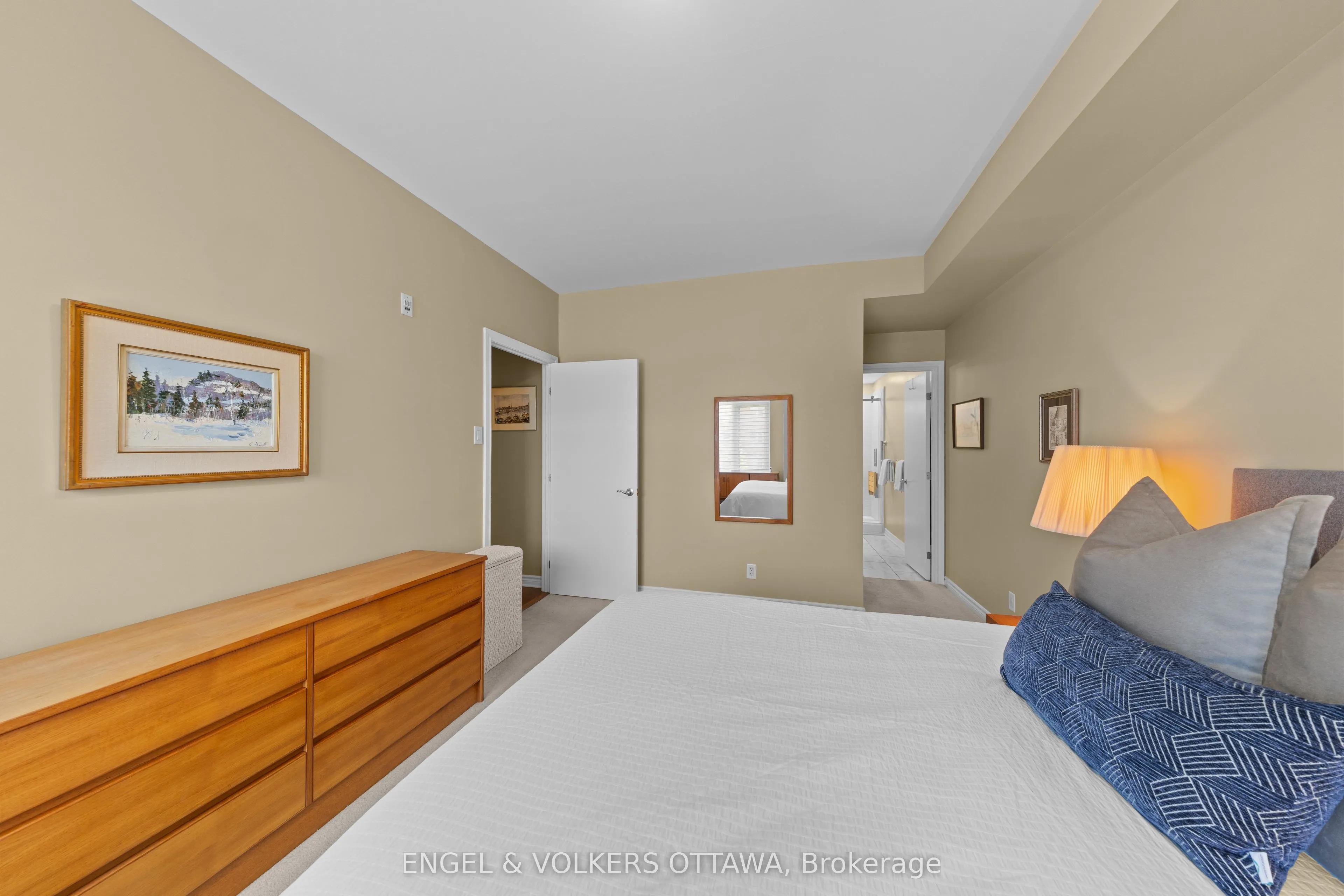 205 Bolton Street #304