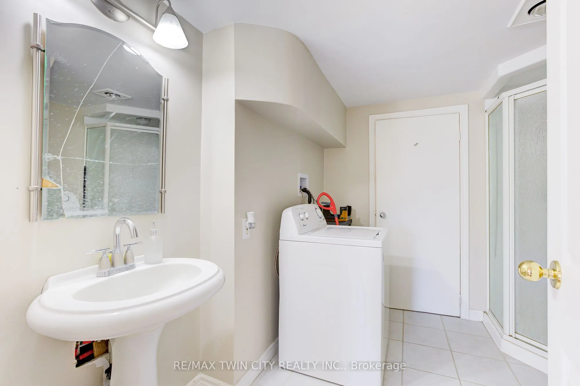22 Blackhorne Crescent