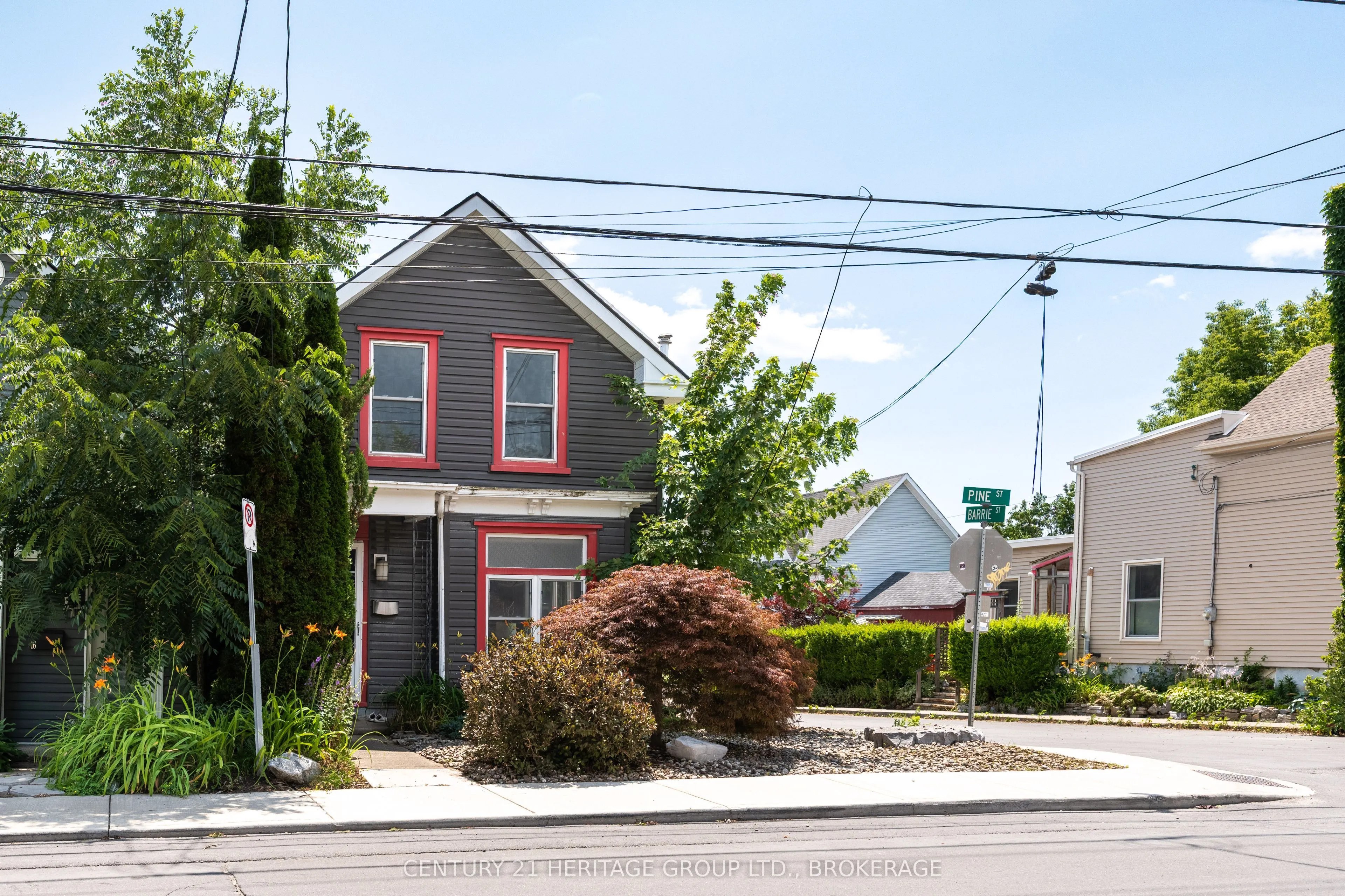 18 Pine Street