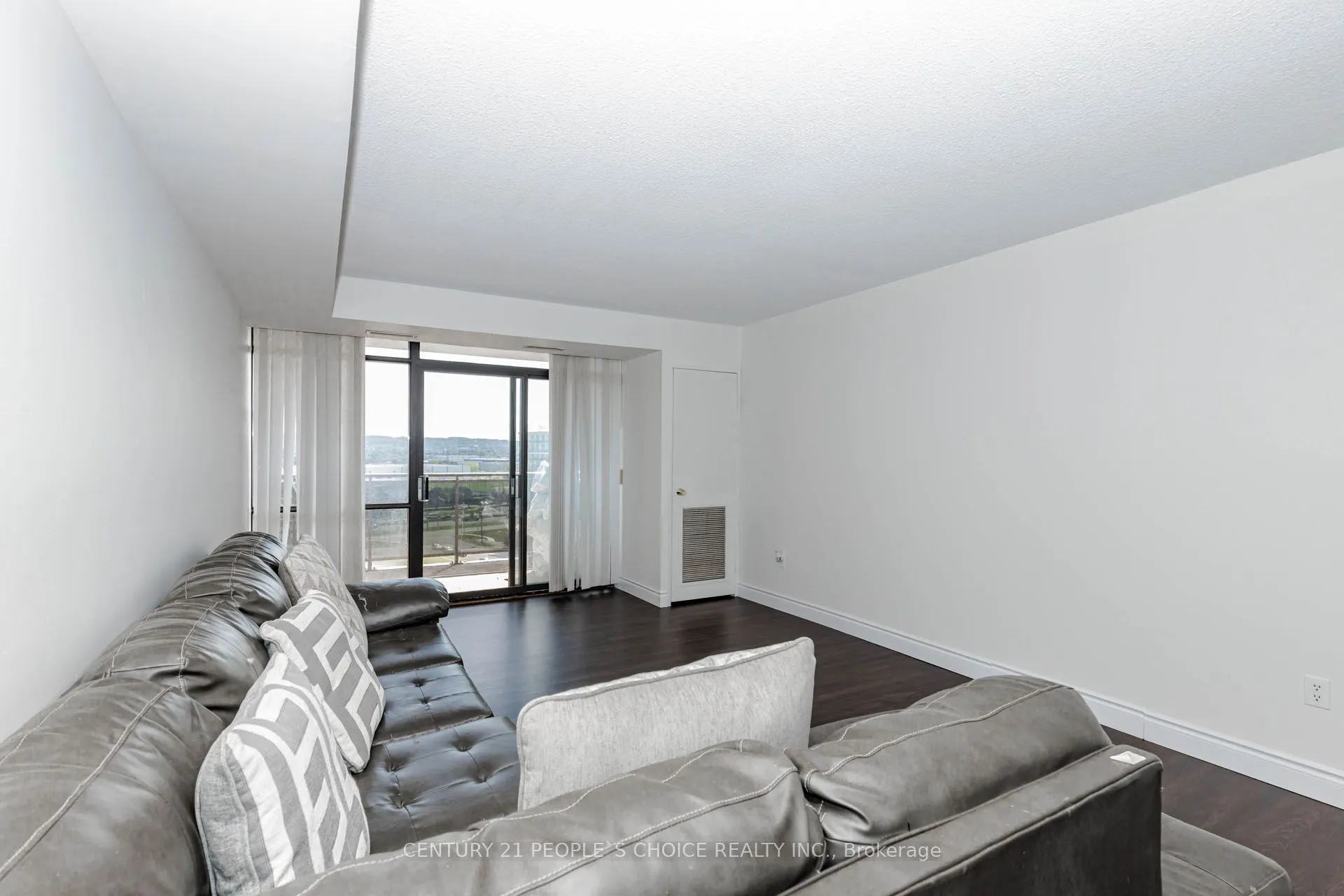 301 FRANCES Avenue #1203