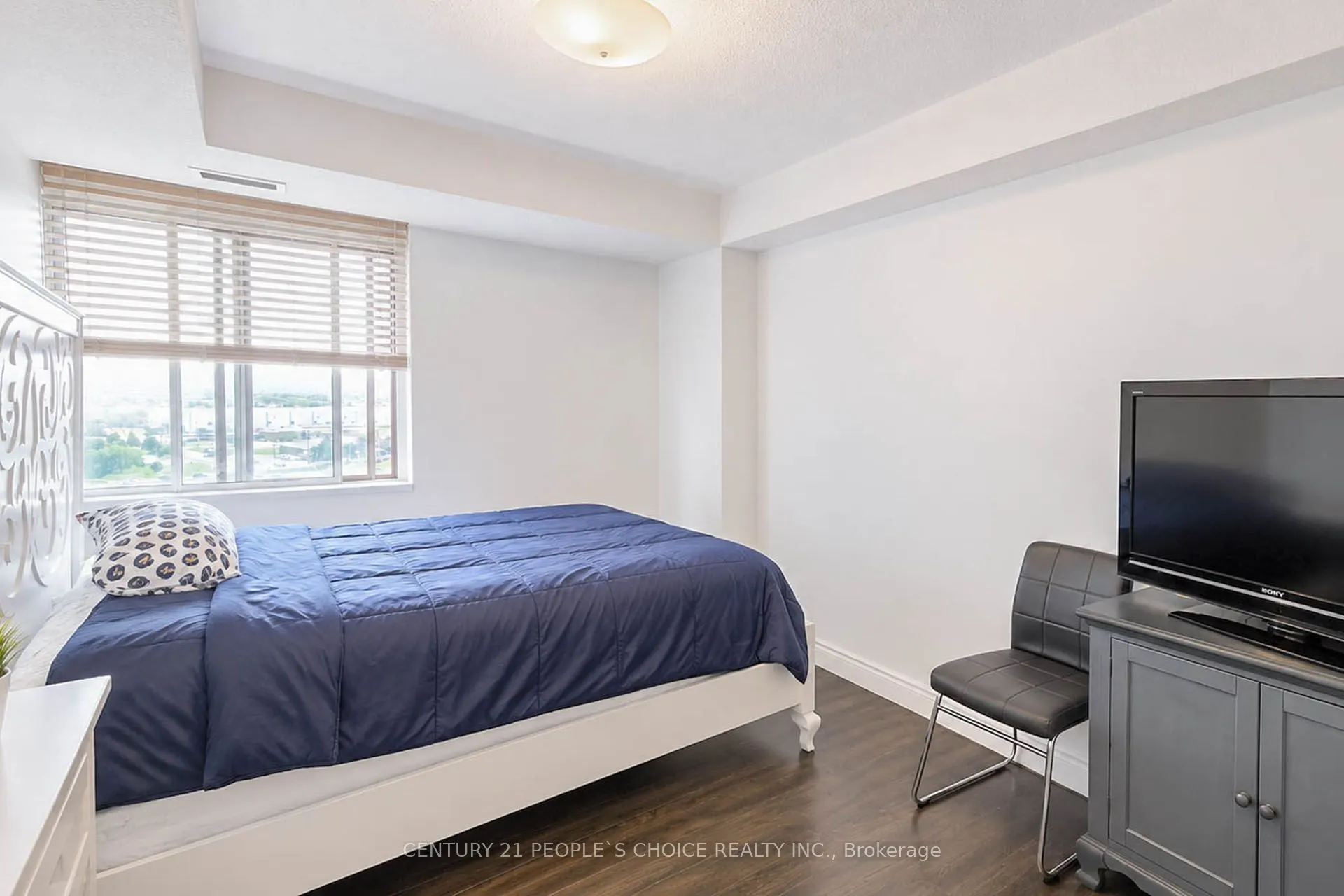 301 FRANCES Avenue #1203