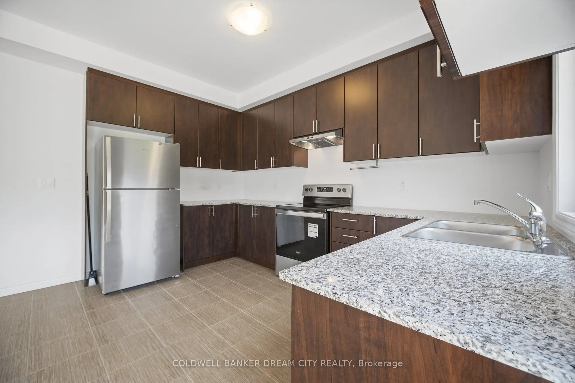 420 Vandusen Avenue