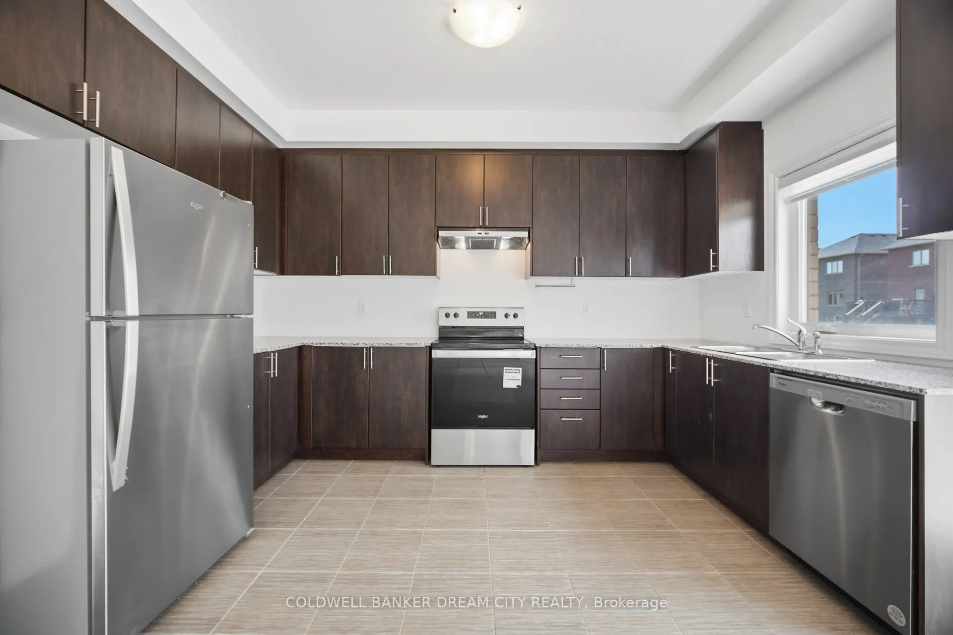 420 Vandusen Avenue