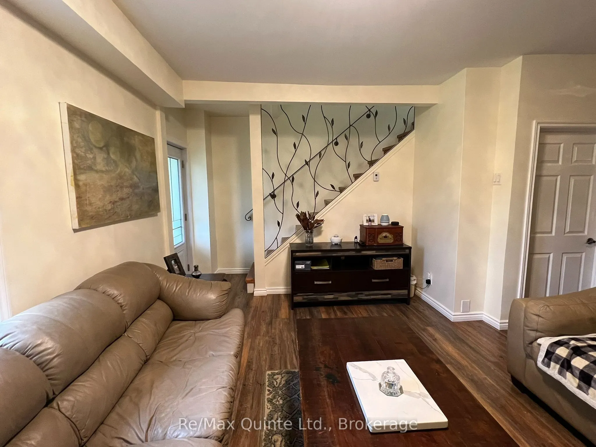 101 Roseland Drive
