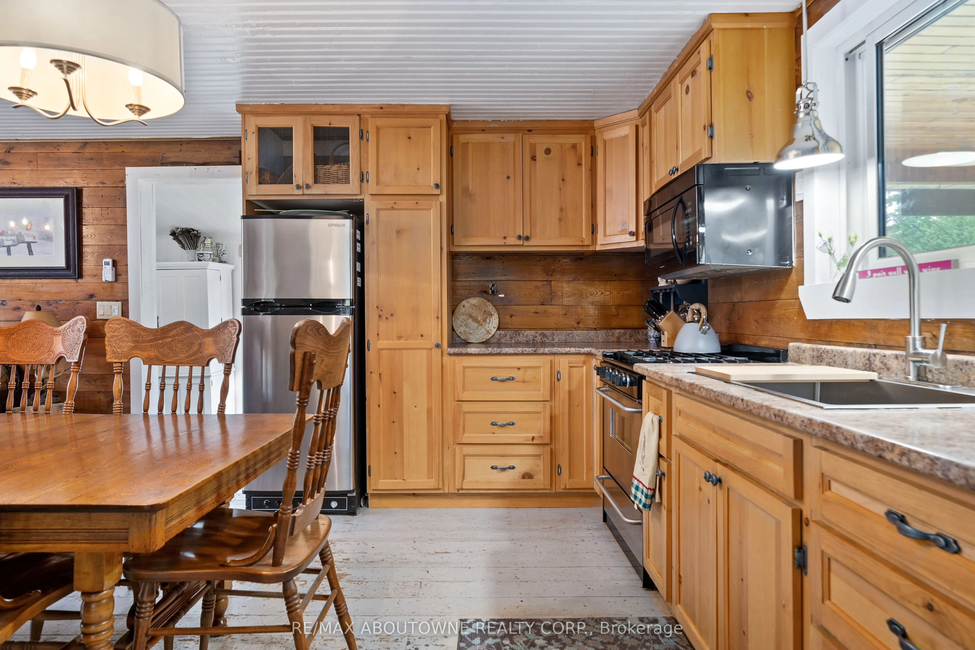 1161 TURCOTTE Road