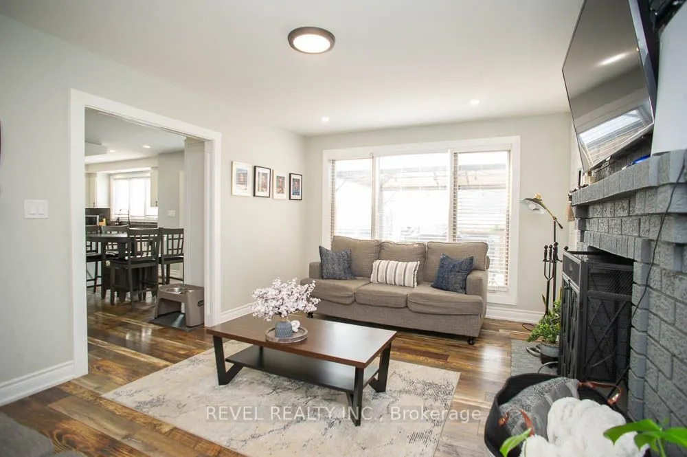 7 Cooper Court