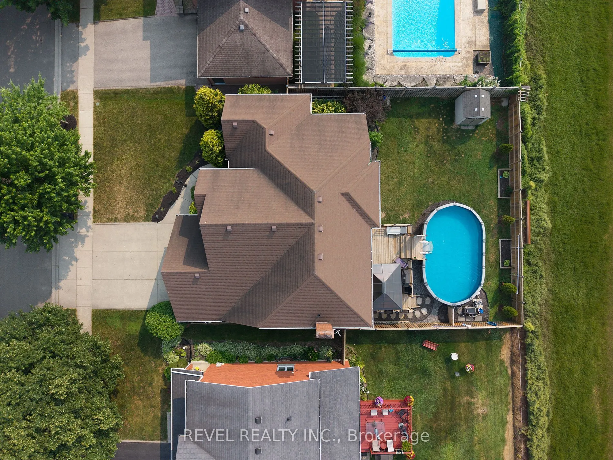 7 Cooper Court
