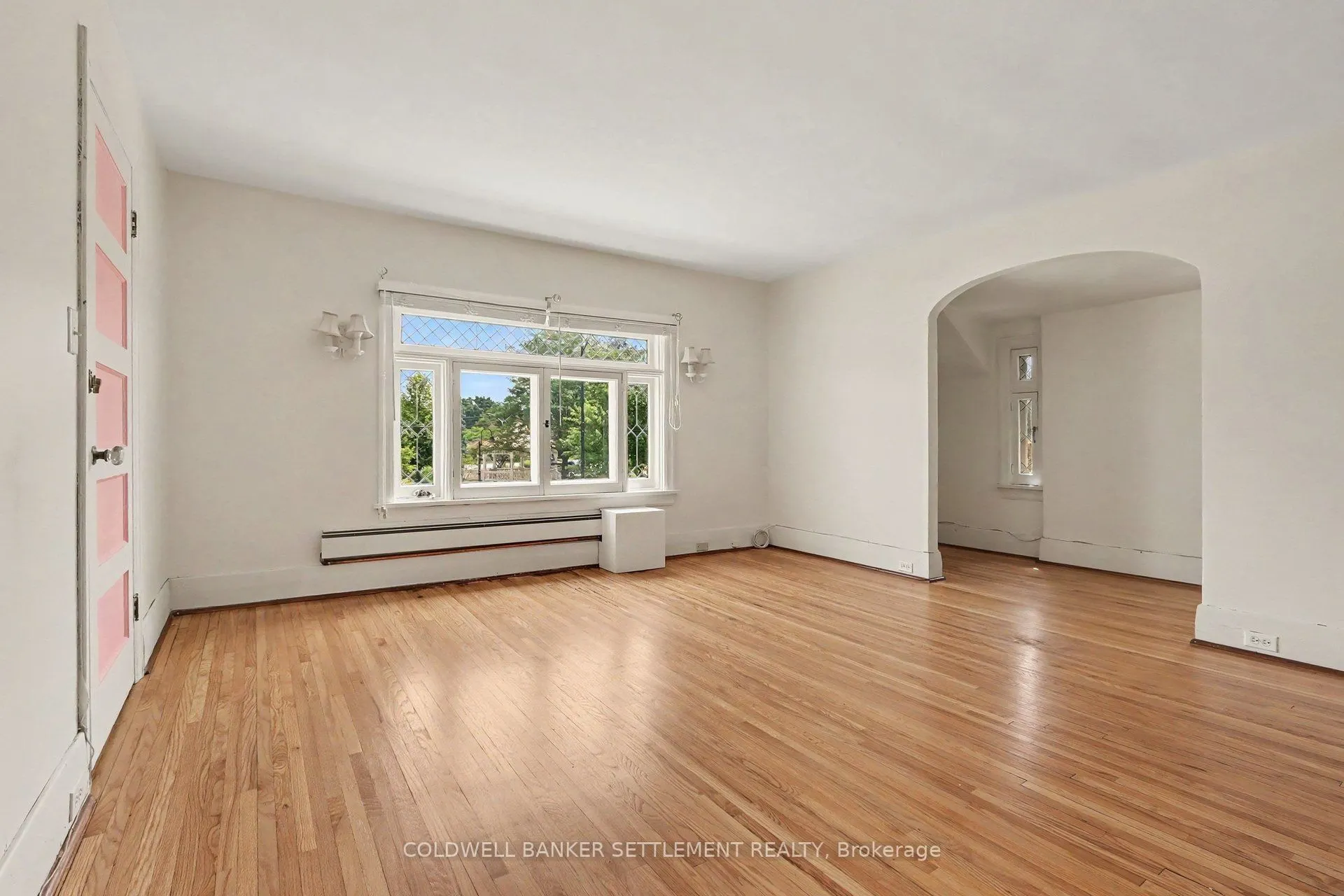 2 Gladstone Avenue