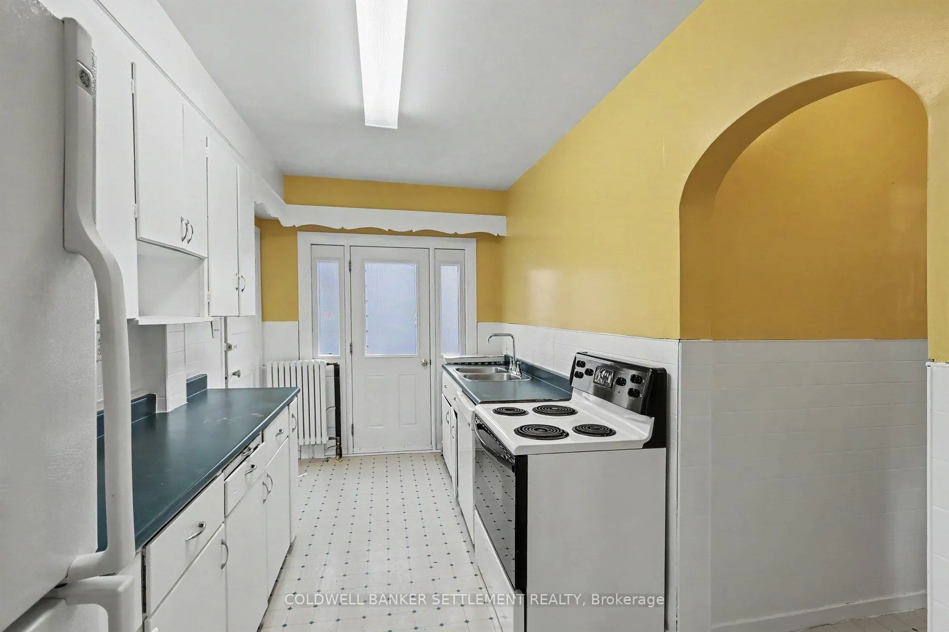 2 Gladstone Avenue