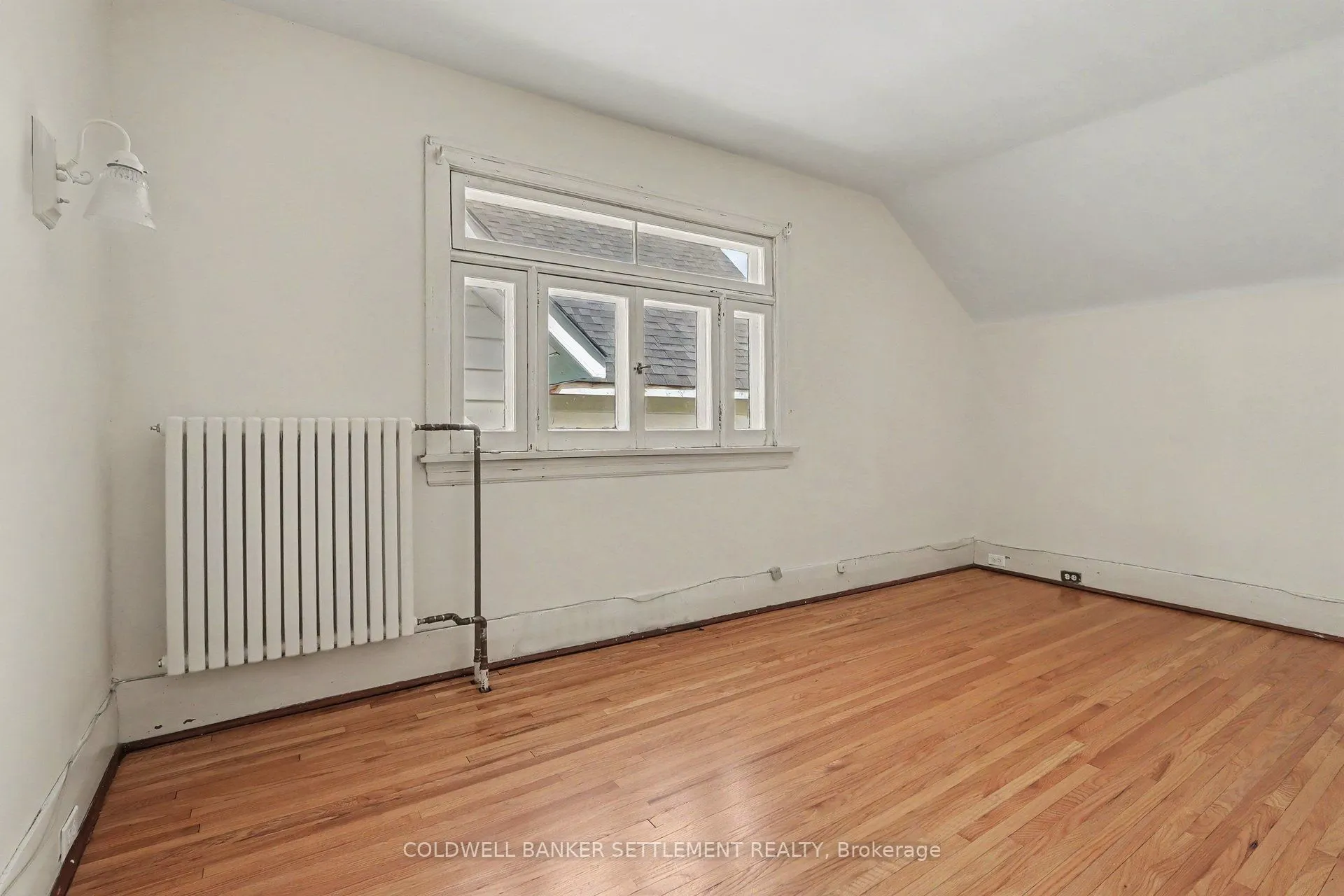 2 Gladstone Avenue