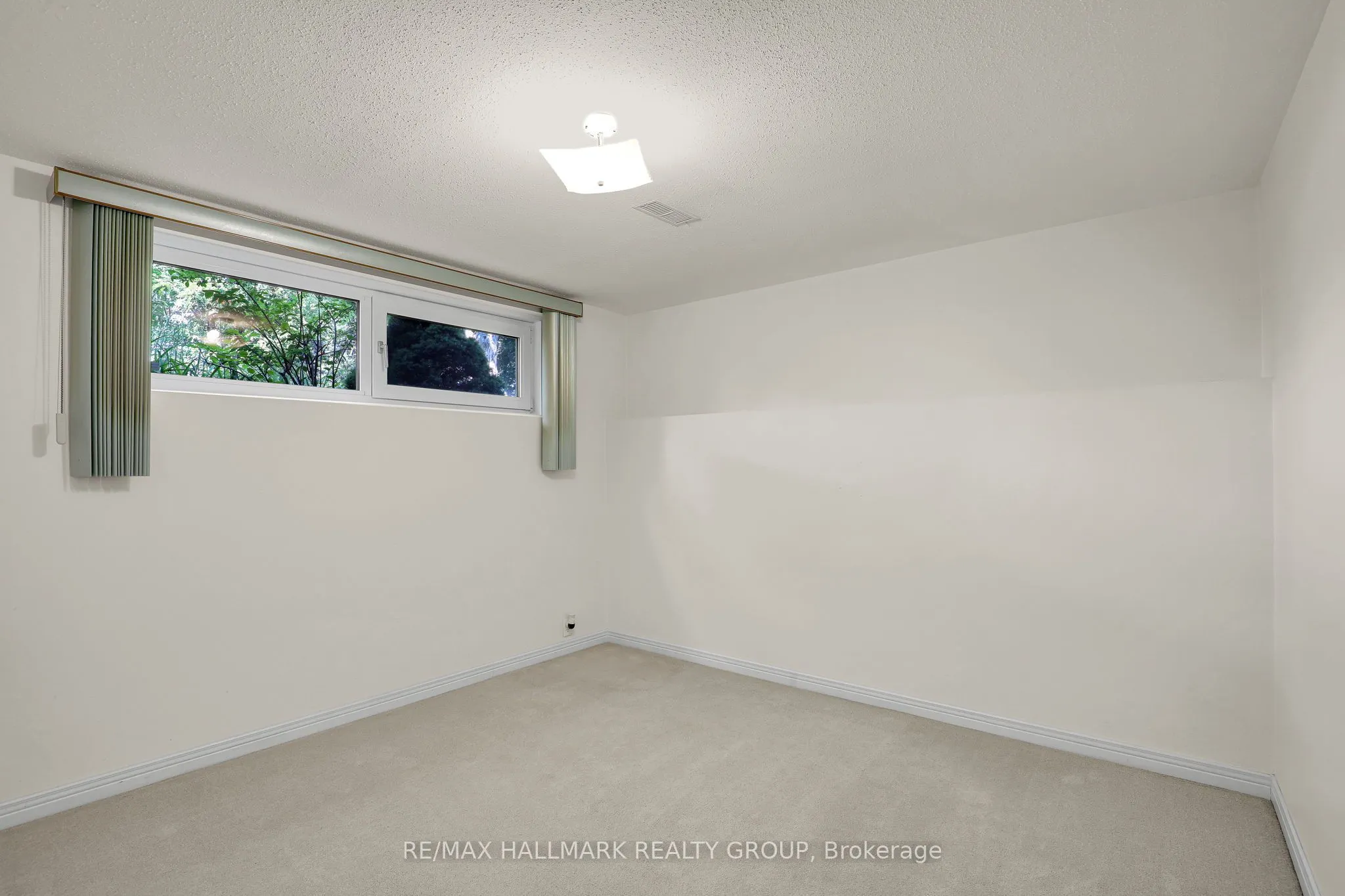 37 Lyall Street