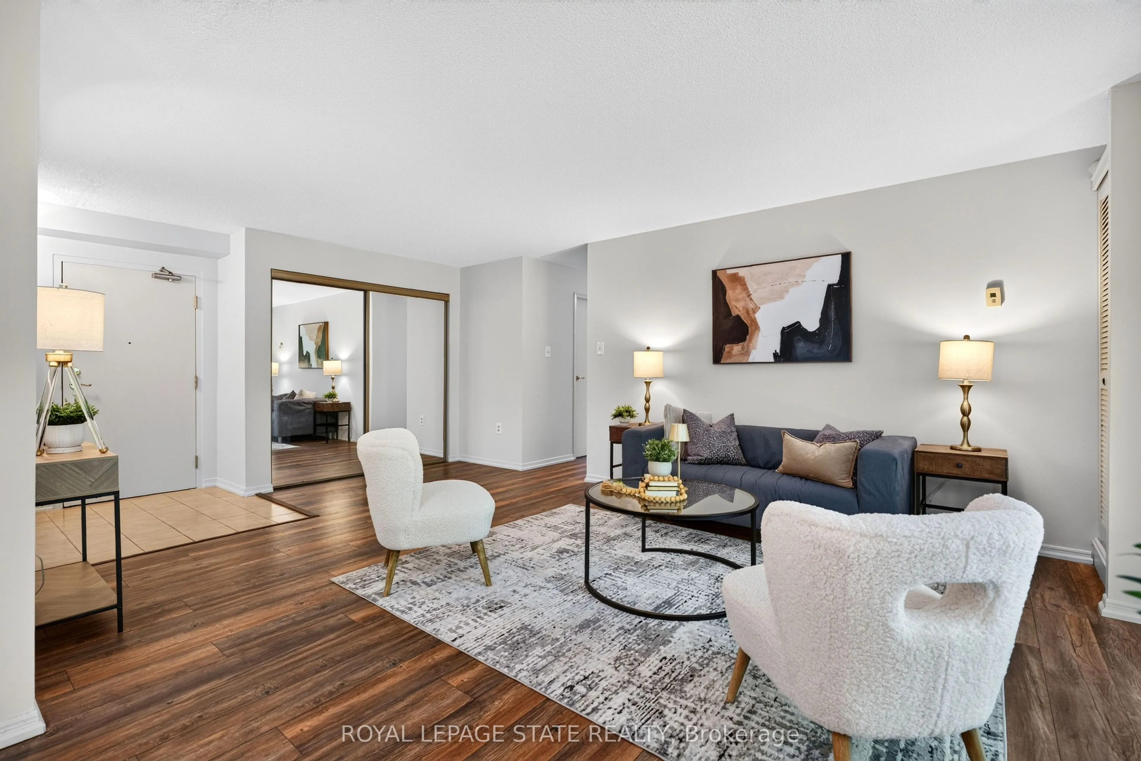 966 Queenston Road #203