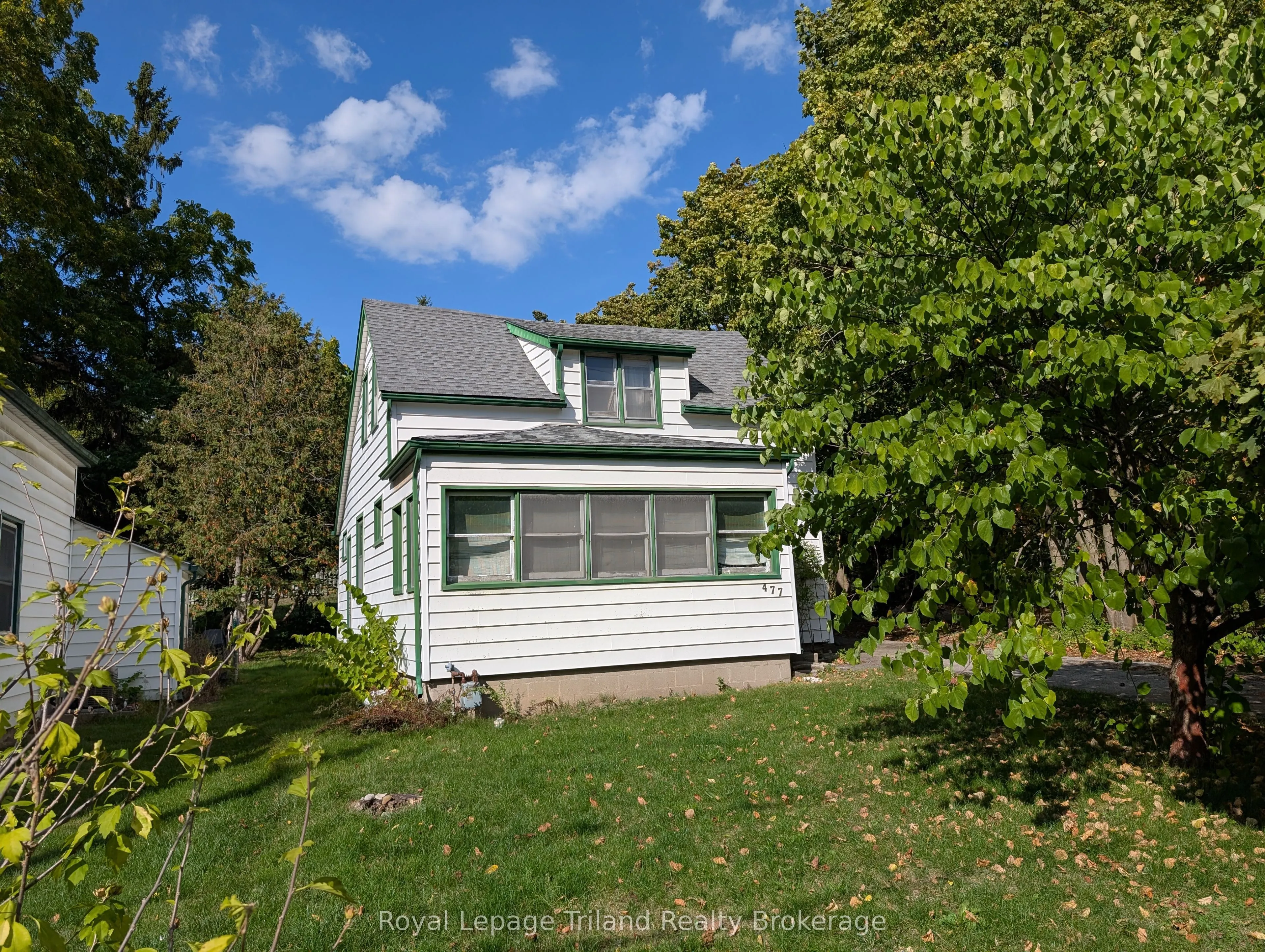 477 Henry Street