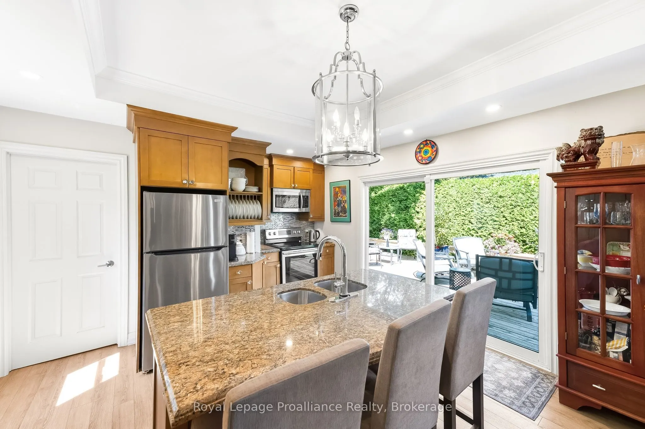 52 Bramley Street S