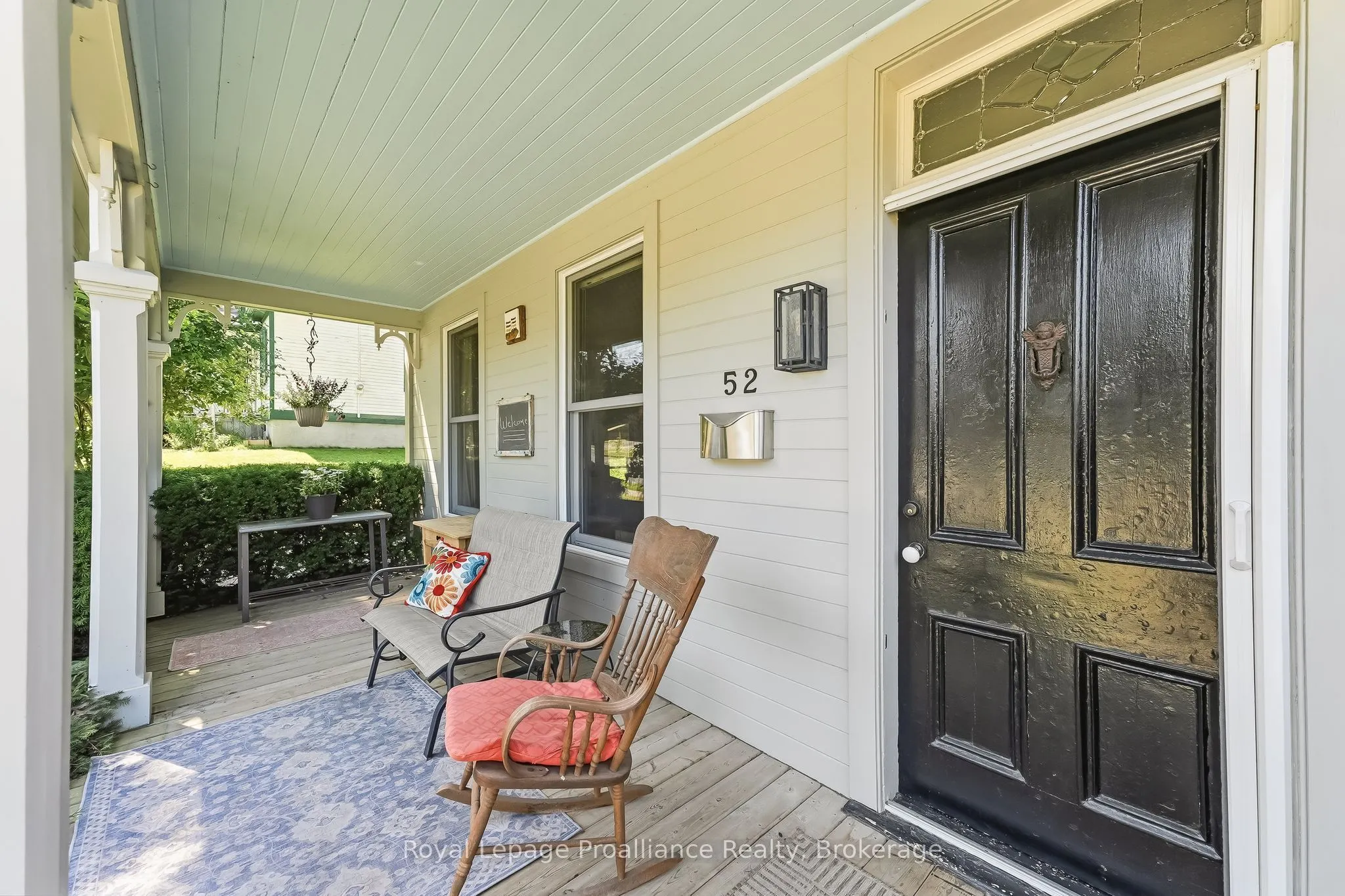 52 Bramley Street S