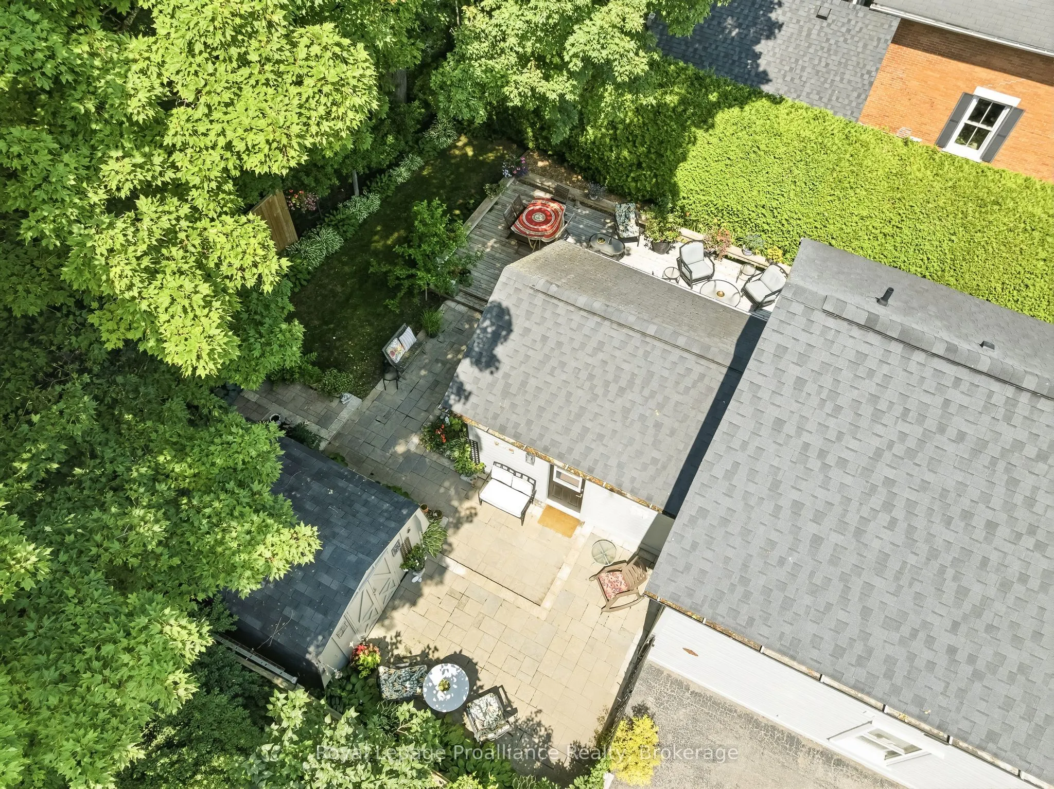 52 Bramley Street S