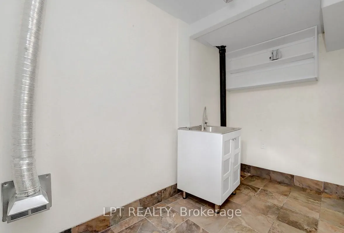 3501 Aladdin Lane #1