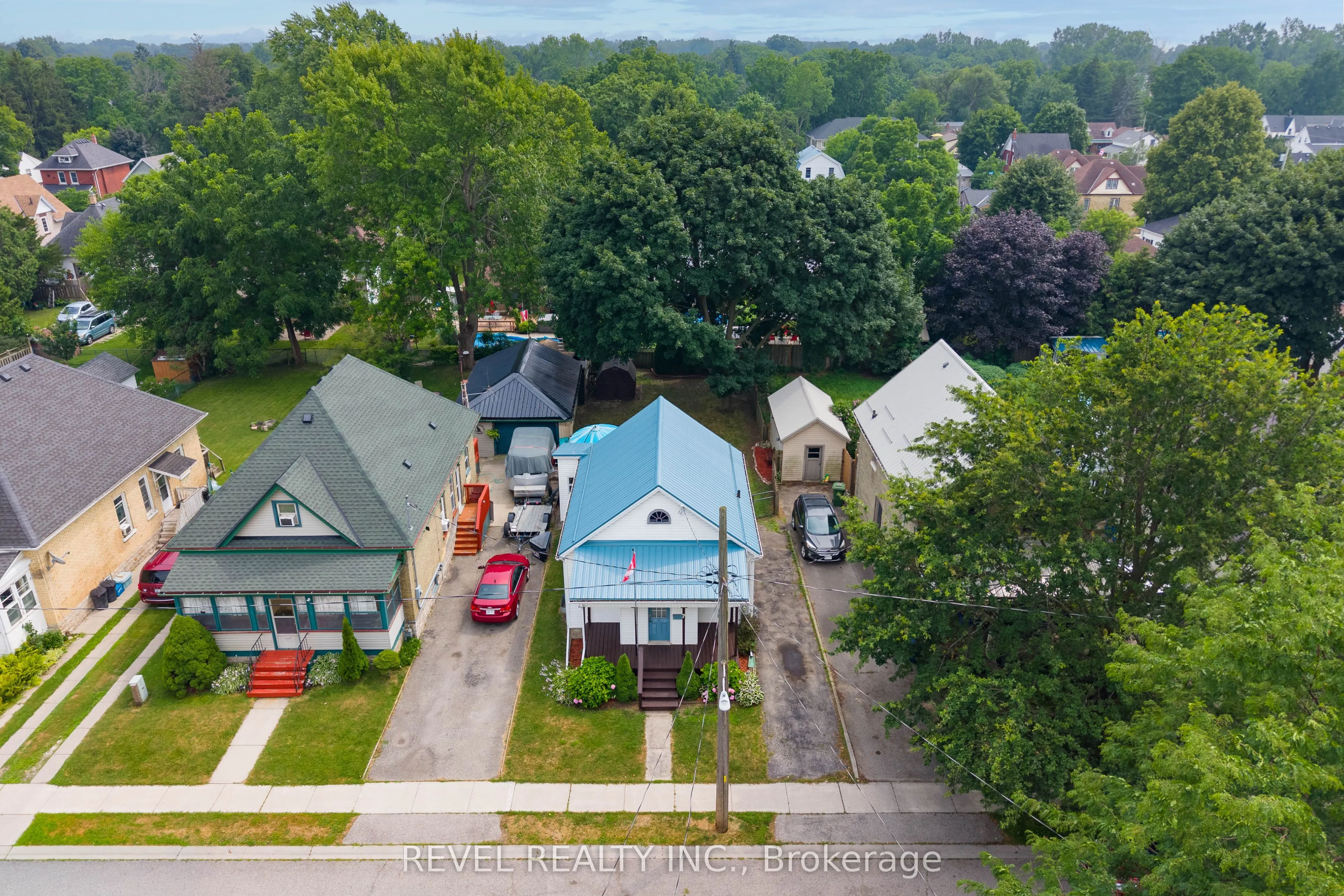 7 Maple Street