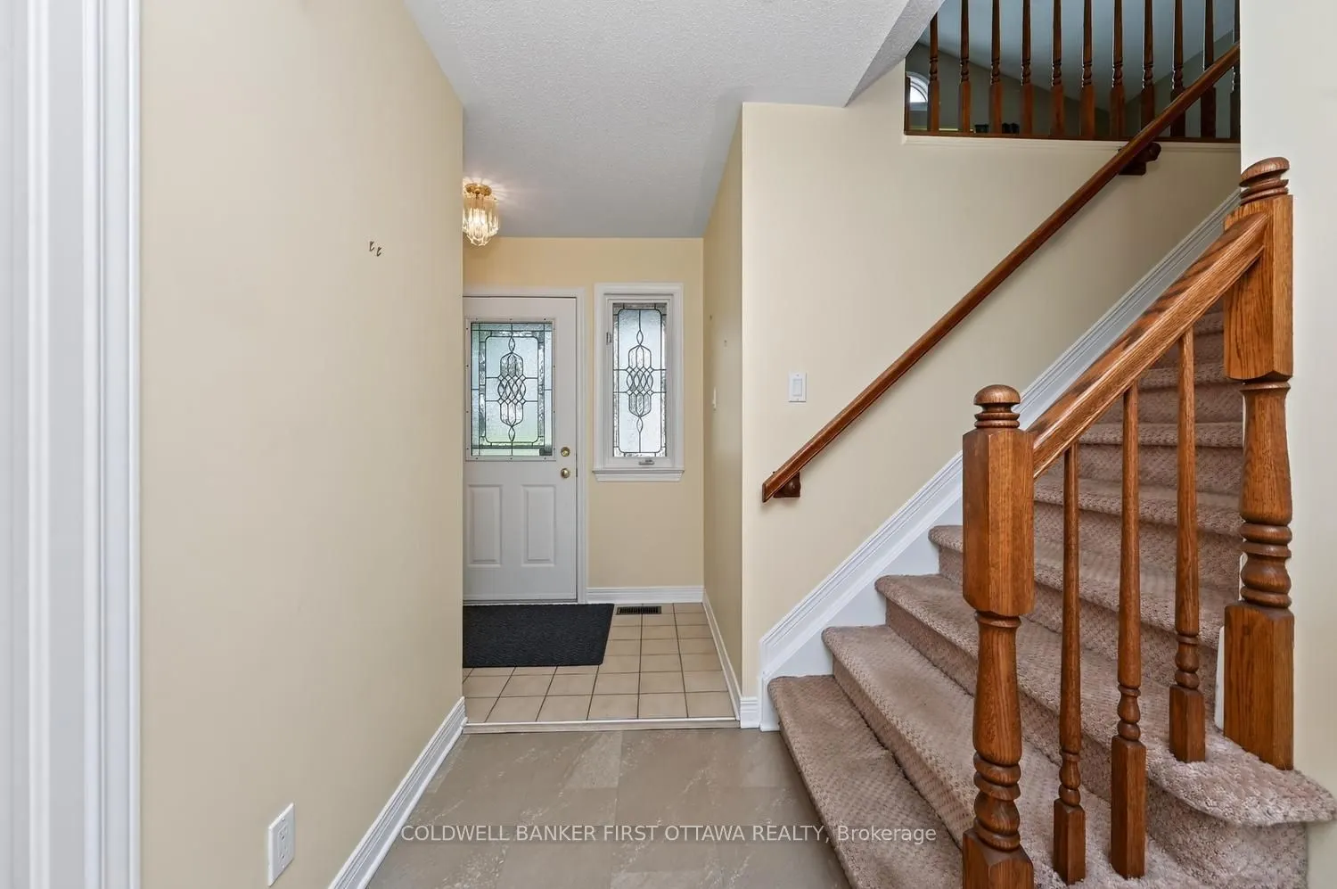 30 Rideaucrest Drive